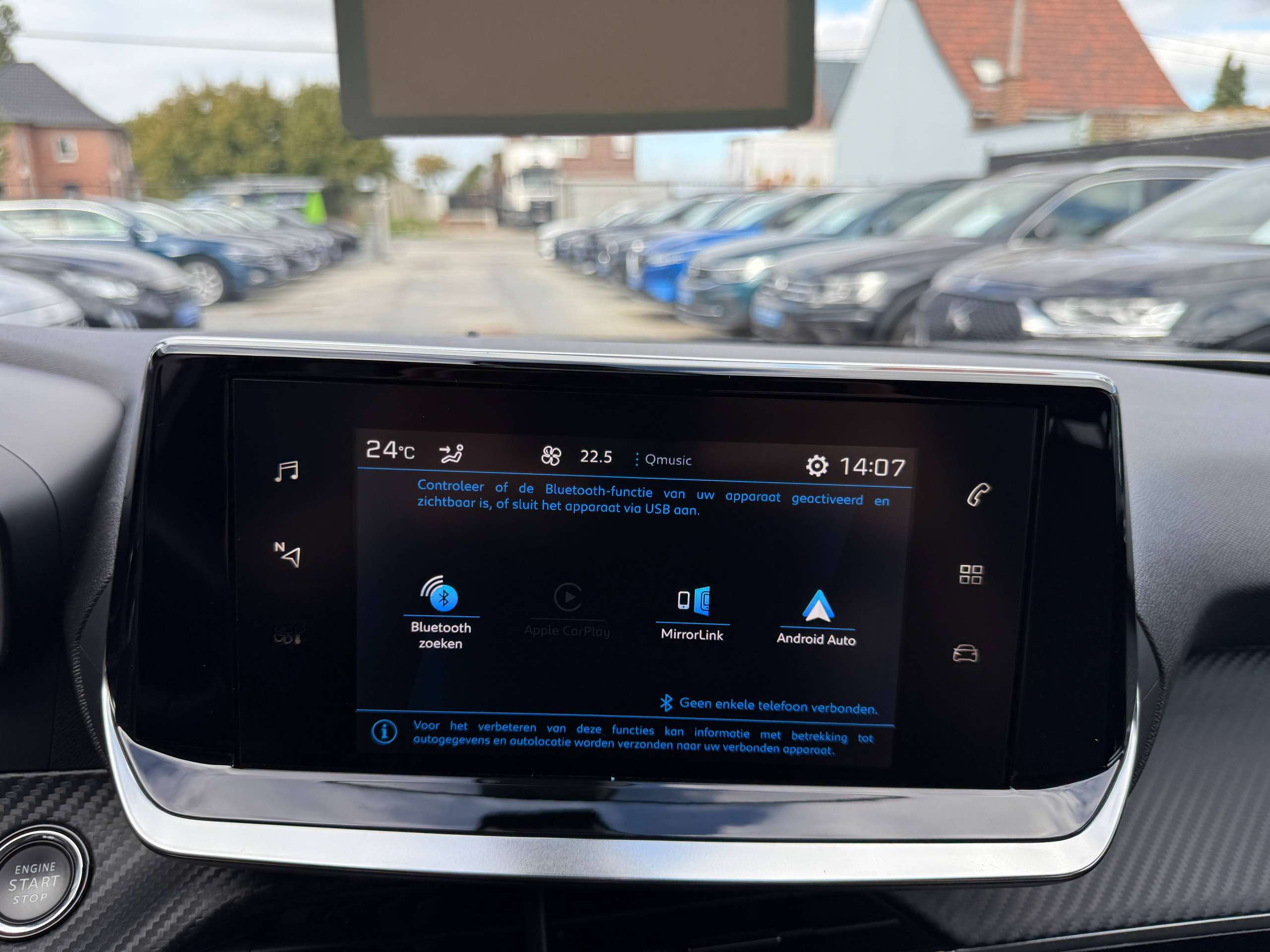 6f0346dc-58e6-4e45-852e-6029b1bae06720-peugeot-2008-1-2i-allure-full-led-zwart-leder-carplay-dab-trekhaak-alu-carpass.jpg