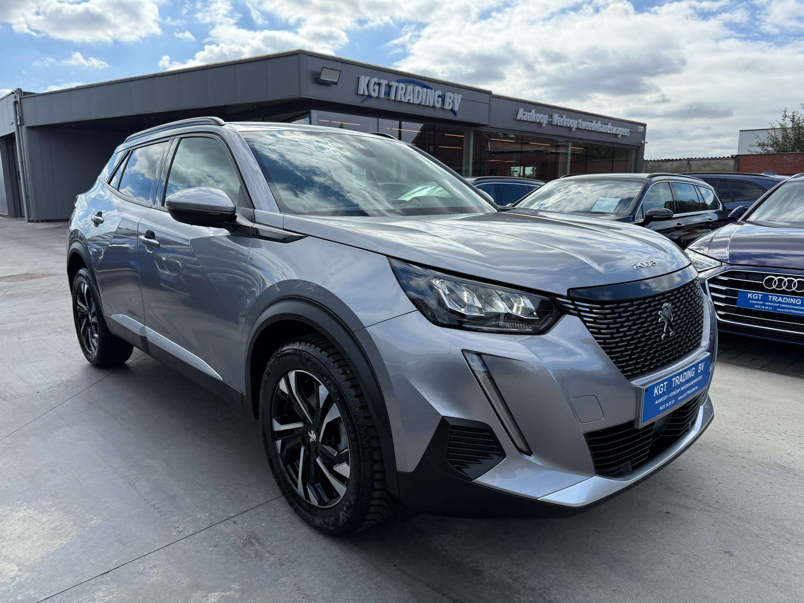 6f0346dc-58e6-4e45-852e-6029b1bae0673-peugeot-2008-1-2i-allure-full-led-zwart-leder-carplay-dab-trekhaak-alu-carpass.jpg
