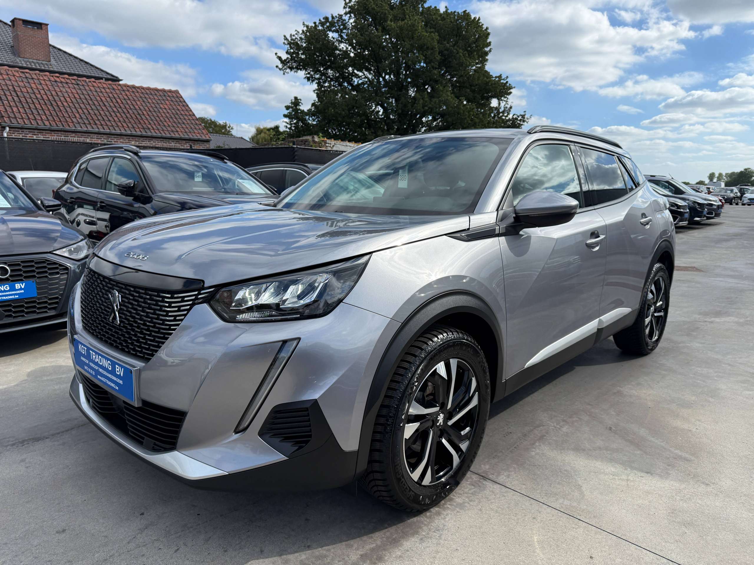 6f0346dc-58e6-4e45-852e-6029b1bae0679-peugeot-2008-1-2i-allure-full-led-zwart-leder-carplay-dab-trekhaak-alu-carpass.jpg