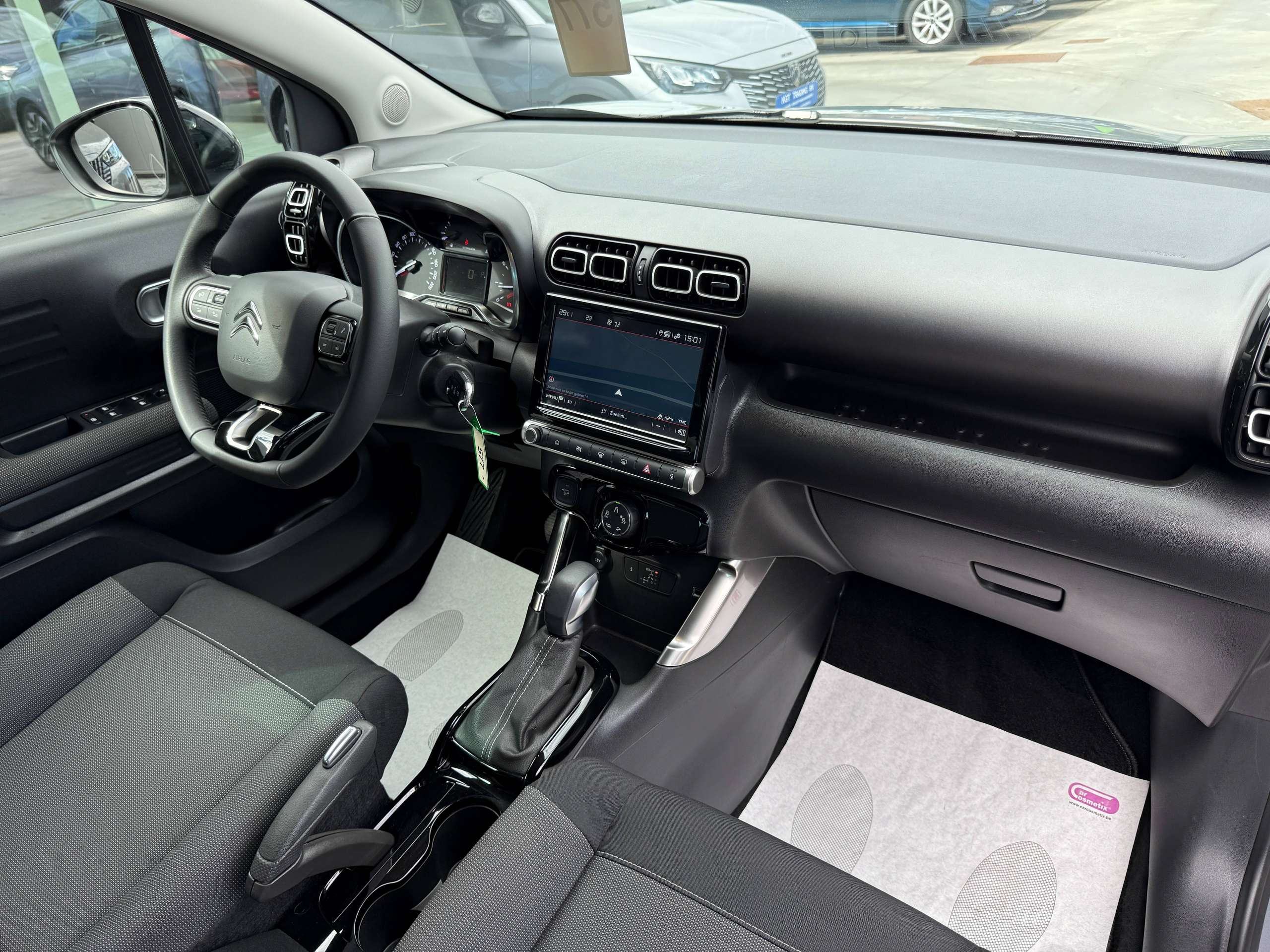 72c47270-48ff-45de-a743-34c4b78c733428-citroen-c3-aircross-1-2i-130pk-automaat-facelift-navigatie-full-led-carplay-pdc-bluetooth.jpg