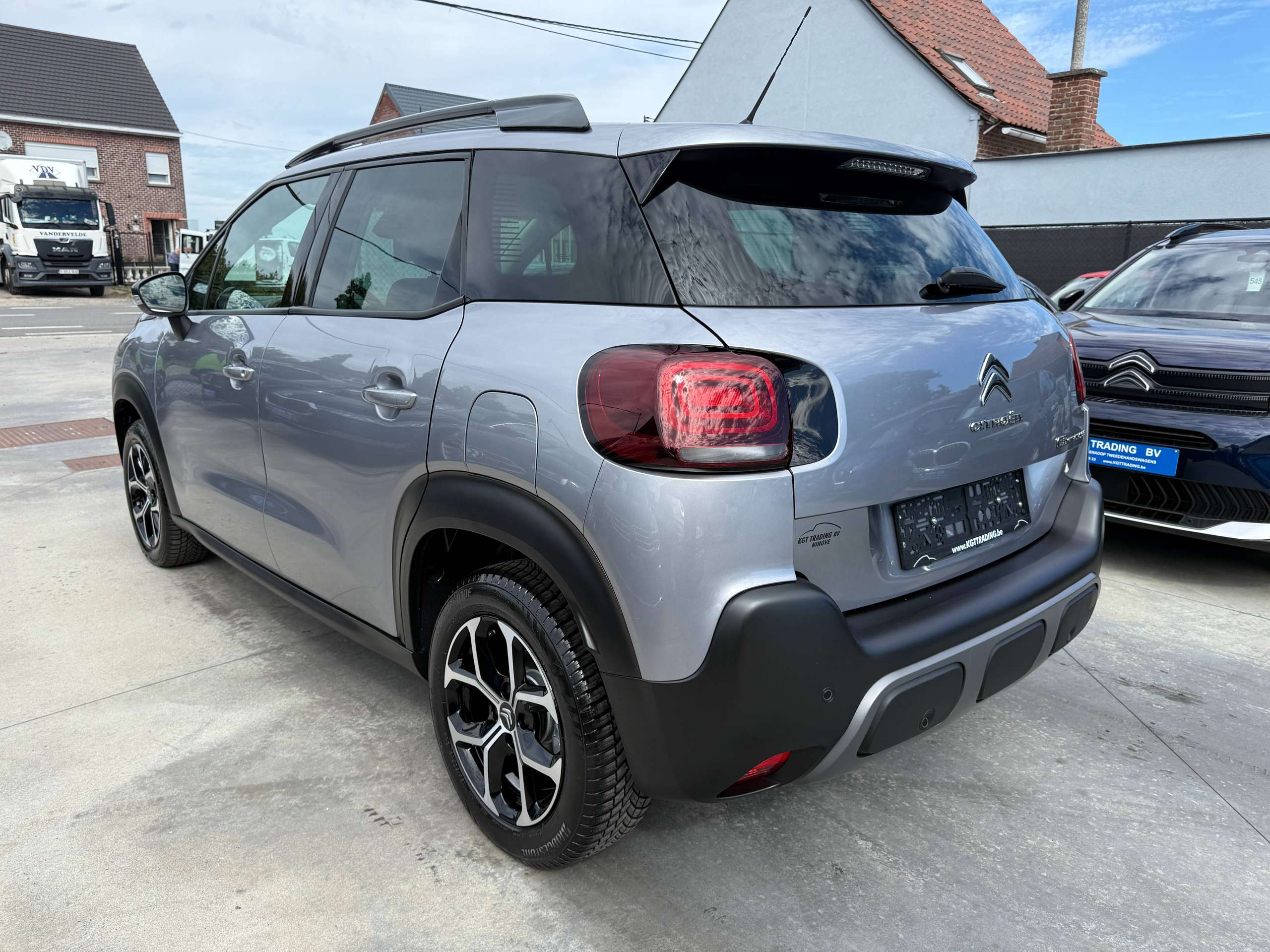 72c47270-48ff-45de-a743-34c4b78c73347-citroen-c3-aircross-1-2i-130pk-automaat-facelift-navigatie-full-led-carplay-pdc-bluetooth.jpg