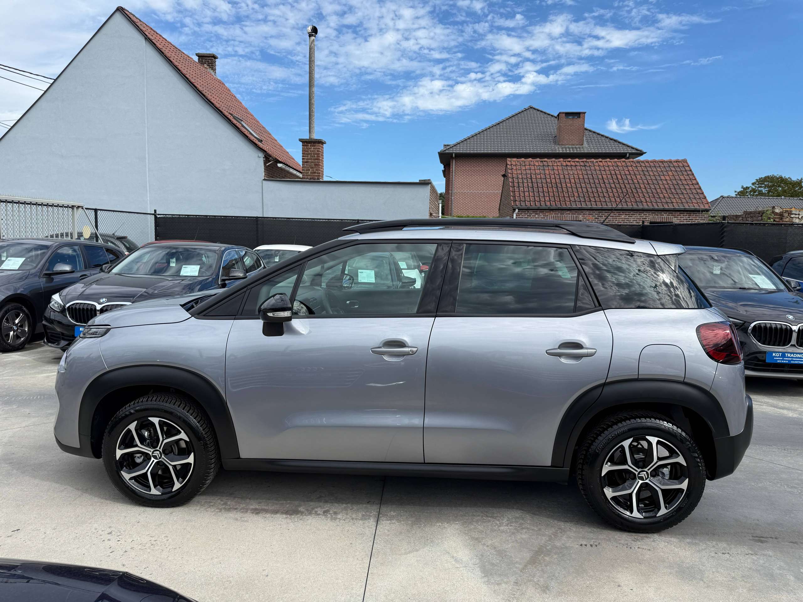 72c47270-48ff-45de-a743-34c4b78c73348-citroen-c3-aircross-1-2i-130pk-automaat-facelift-navigatie-full-led-carplay-pdc-bluetooth.jpg