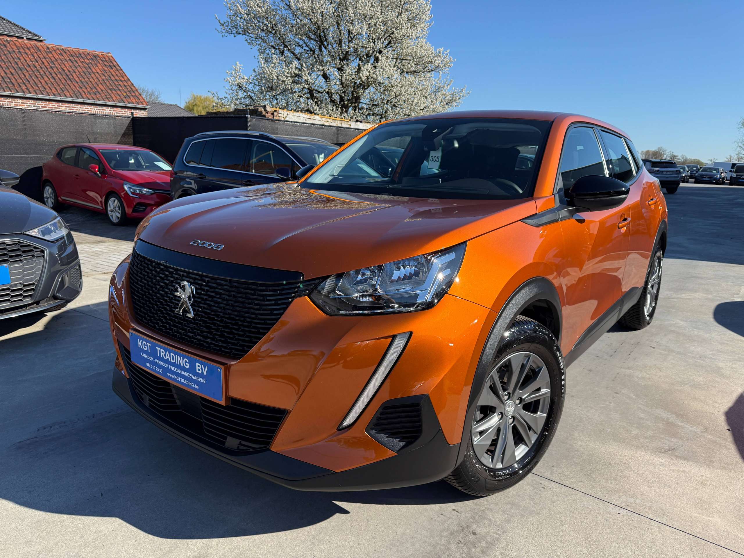 7307c343-aa7a-4bd7-b056-5ff6b9da687c1-peugeot-2008-1-2i-101pk-navigatie-carplay-pdc-bluetooth-led-a-c.jpg