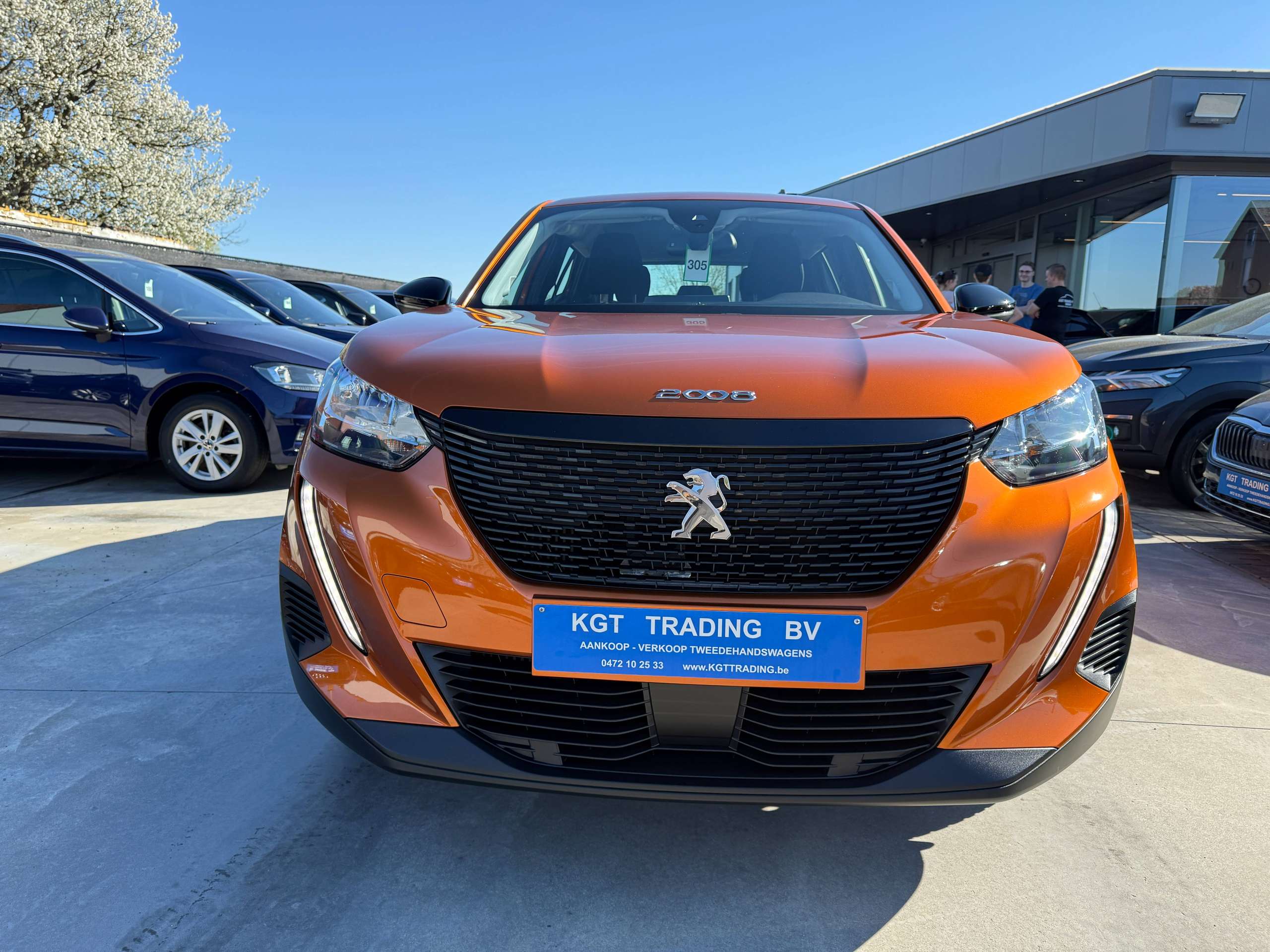 7307c343-aa7a-4bd7-b056-5ff6b9da687c2-peugeot-2008-1-2i-101pk-navigatie-carplay-pdc-bluetooth-led-a-c.jpg