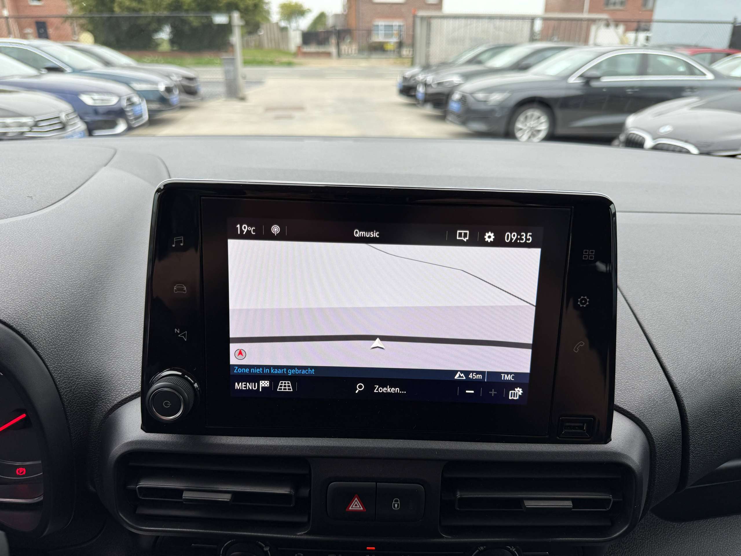 861be8ef-9afc-4498-927f-e8fb8f2aeffe20-opel-combo-life-1-2i-110pk-7-zitter-navigatie-carplay-pdc-dab-bluetooth-airco.jpg