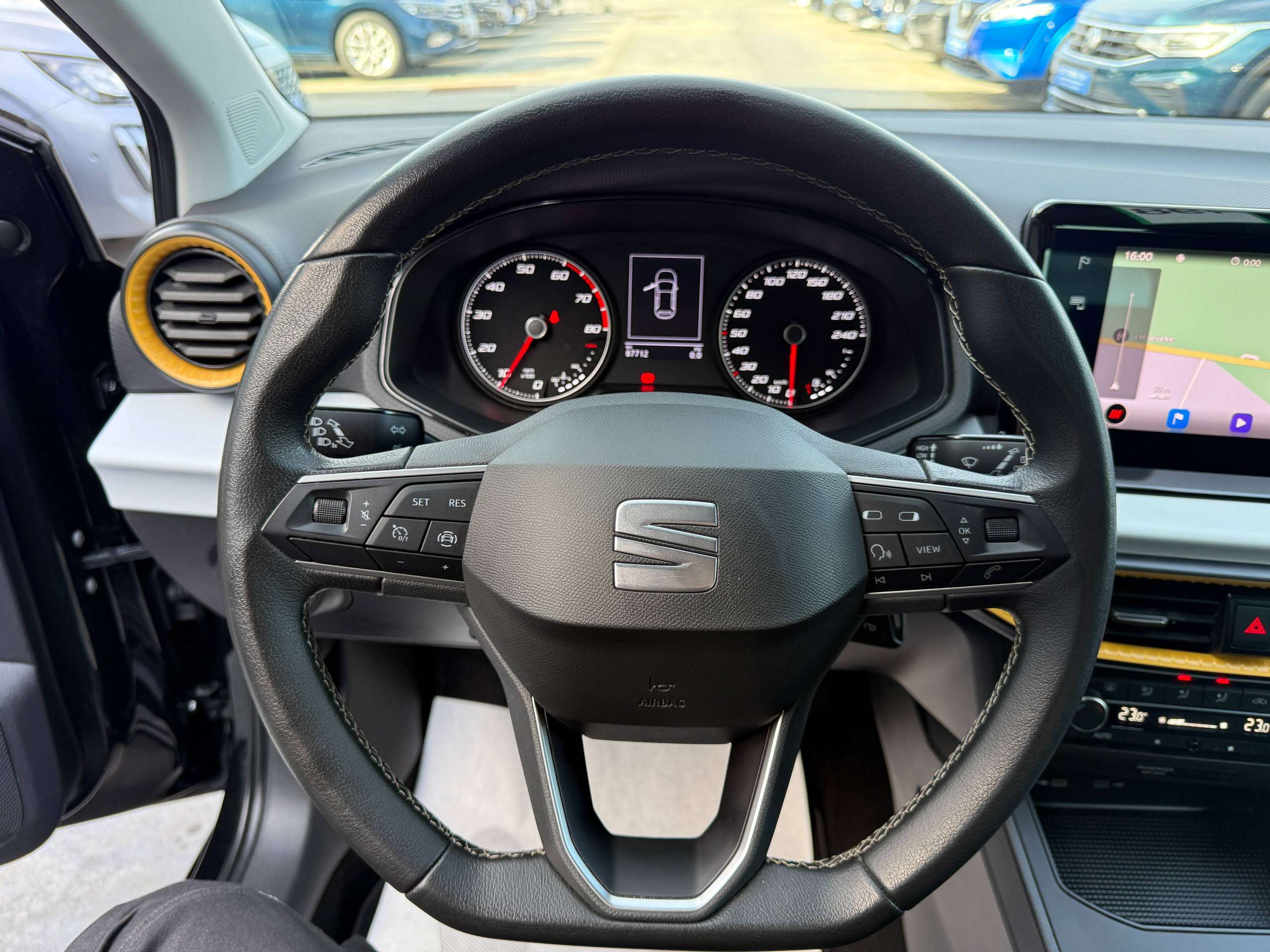 89ebc85c-8e80-4bd4-8a5c-31bfa5e0042d18-seat-ibiza-1-0i-80pk-5-deurs-navigatie-full-led-carplay-pdc-alu-bluetooth-airco.jpg