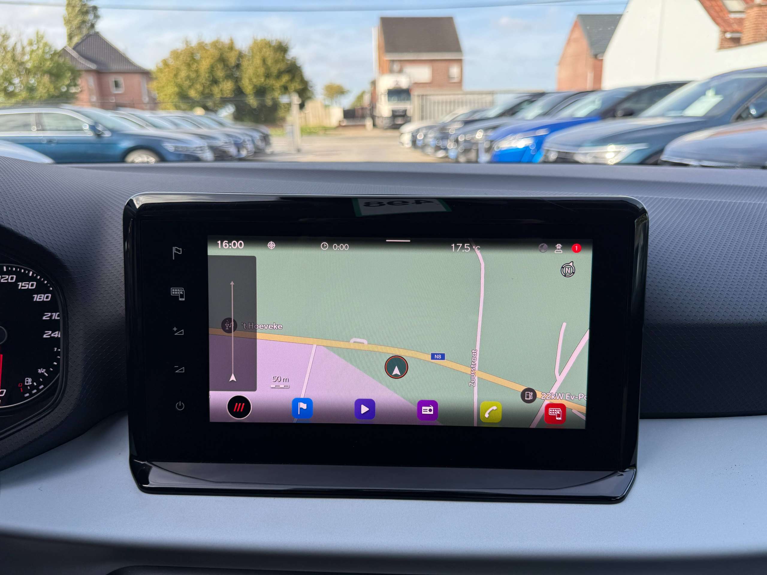 89ebc85c-8e80-4bd4-8a5c-31bfa5e0042d20-seat-ibiza-1-0i-80pk-5-deurs-navigatie-full-led-carplay-pdc-alu-bluetooth-airco.jpg