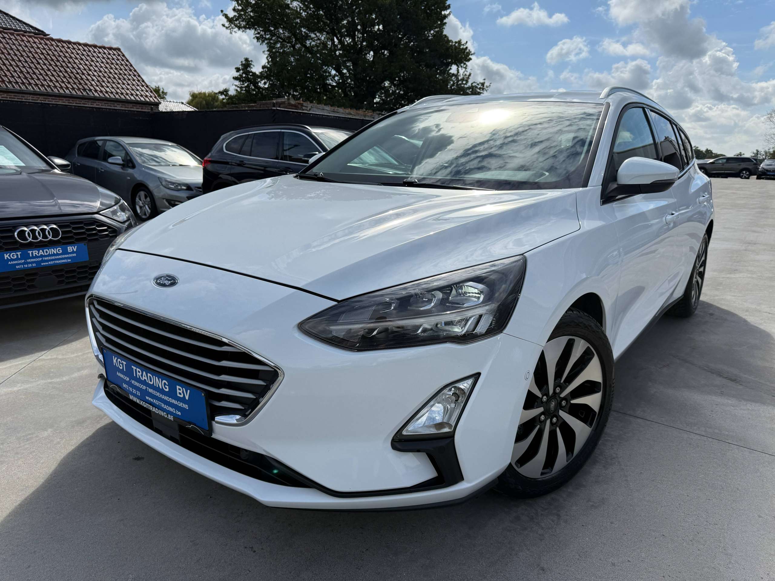 8ae359a4-1ab2-4196-8466-214e40781e411-ford-focus-1-5-tdci-automaat-clipper-full-led-navigatie-camera-carplay-dab-trekhaak.jpg
