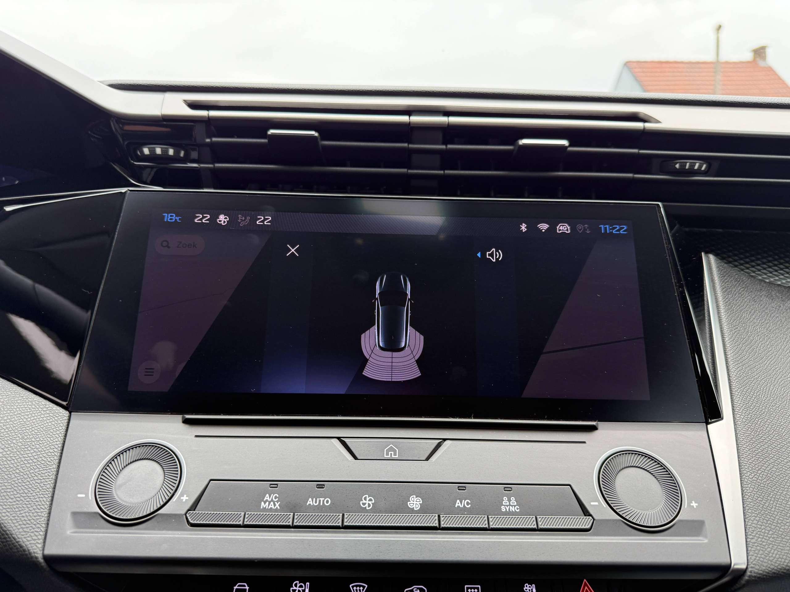 8afda8e2-235c-42f7-8a26-0b19f86080e421-peugeot-308-1-2i-130pk-automaat-5-deurs-full-led-carplay-navigatie-bluetooth-pdc-alu.jpg