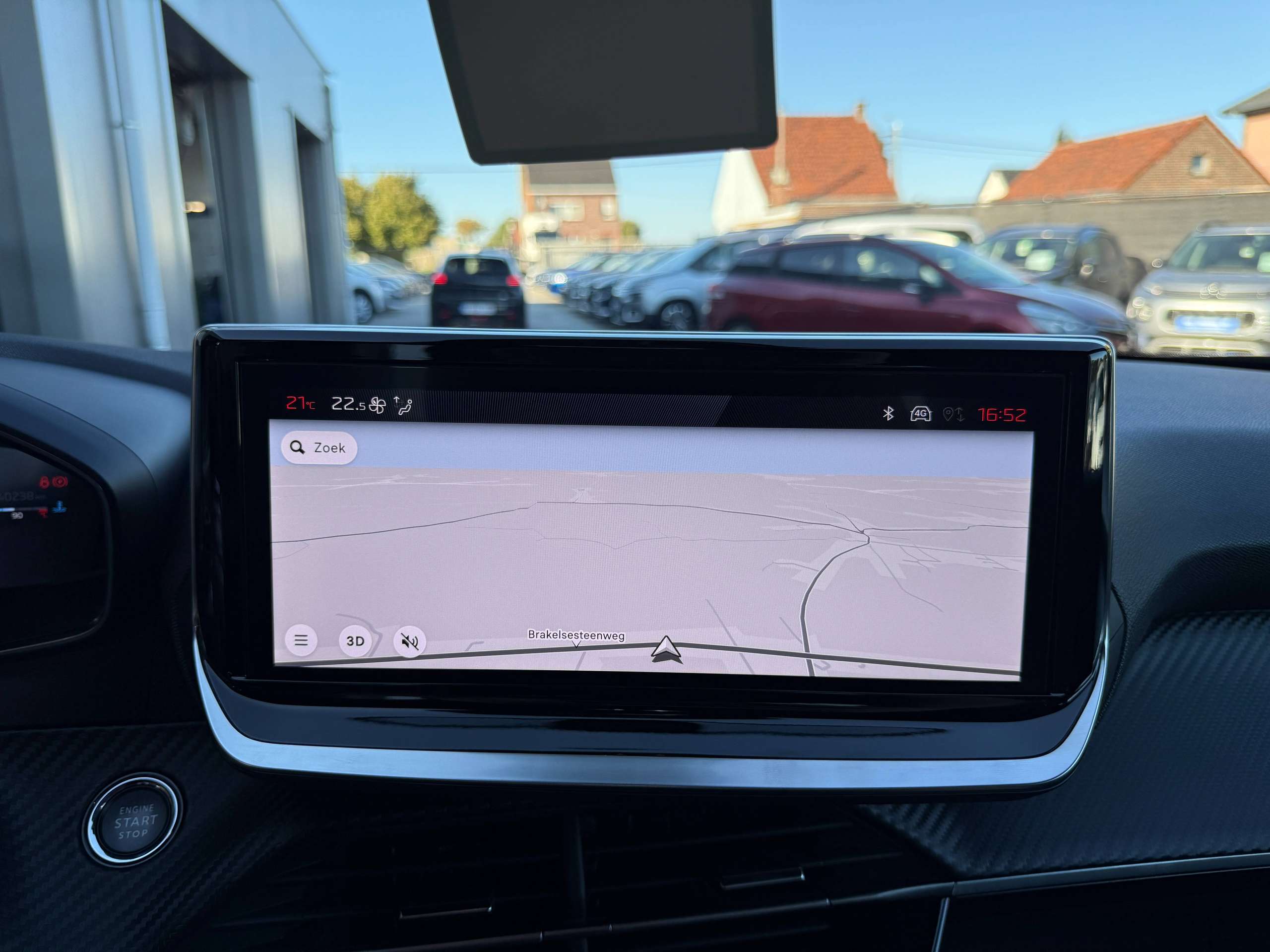 90d8d069-2bd1-47a9-bab8-9fd2ce4bd65b33-peugeot-2008-1-2i-turbo-allure-360-camera-navigatie-full-led-carplay-leder-bluetooth-dab-alu.jpg