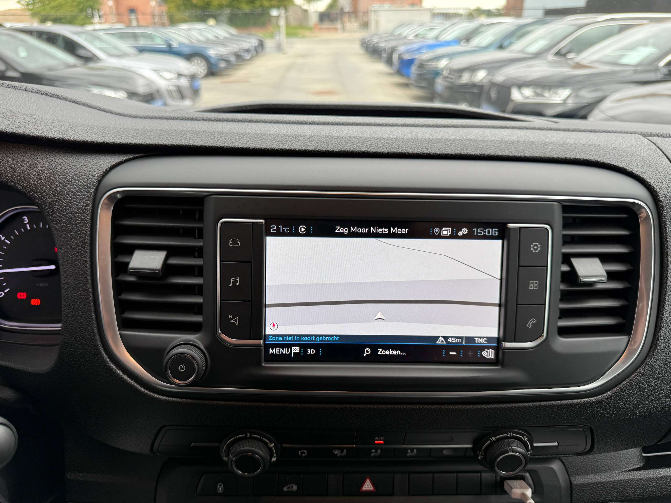 97995efc-761f-4e7e-ab55-fdc92f71cdbb28-peugeot-expert-2-0-bluehdi-3-zit-automaat-navigatie-camera-dode-hoek-adaptieve-cruise-control.jpg