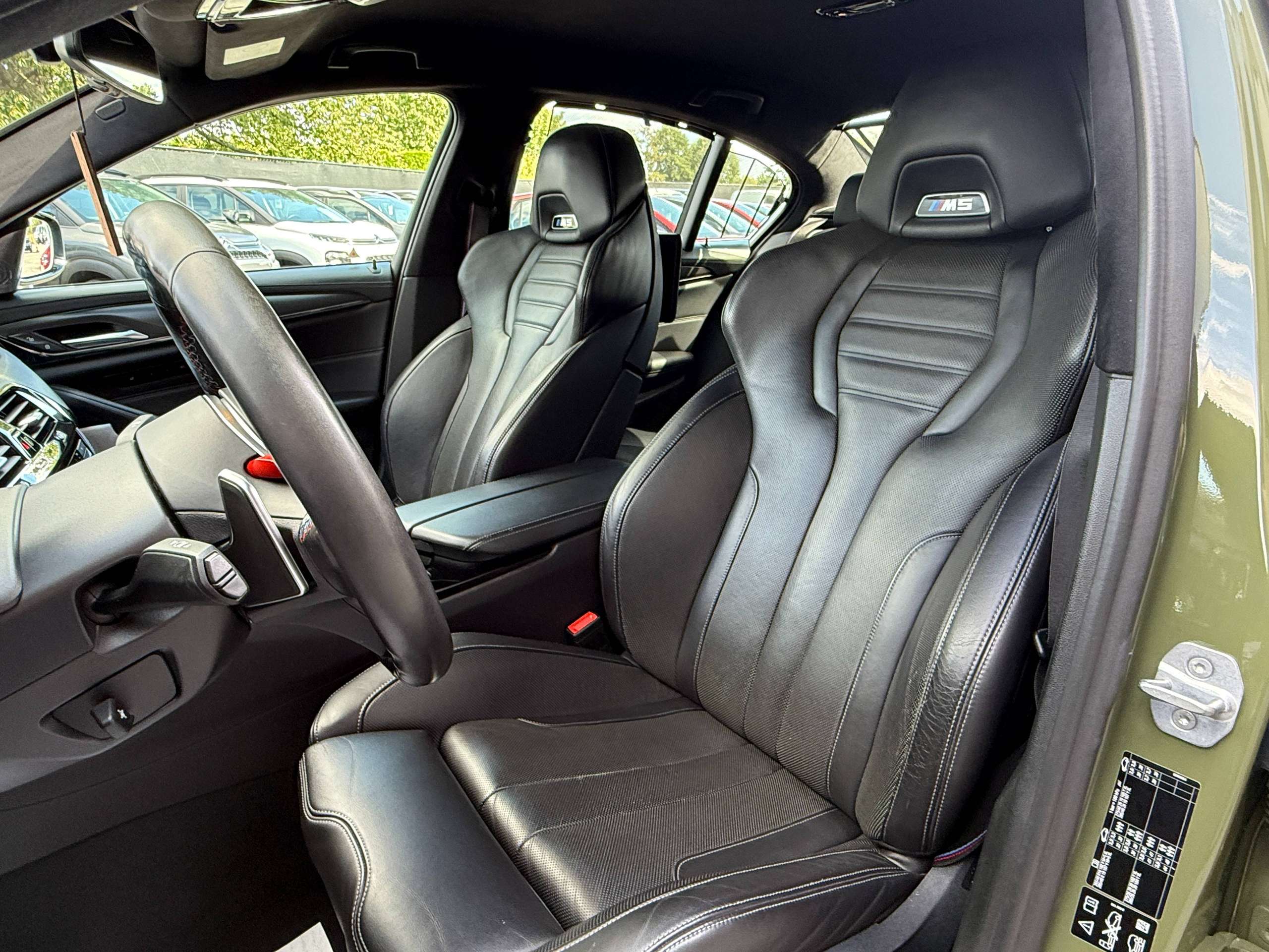 9f30ac9f-066e-4b50-bcc6-ec60099ab17019-bmw-m5-4-4as-v8-competition-keramisch-urban-green-bowerswilkins-carbon-full-full.jpg