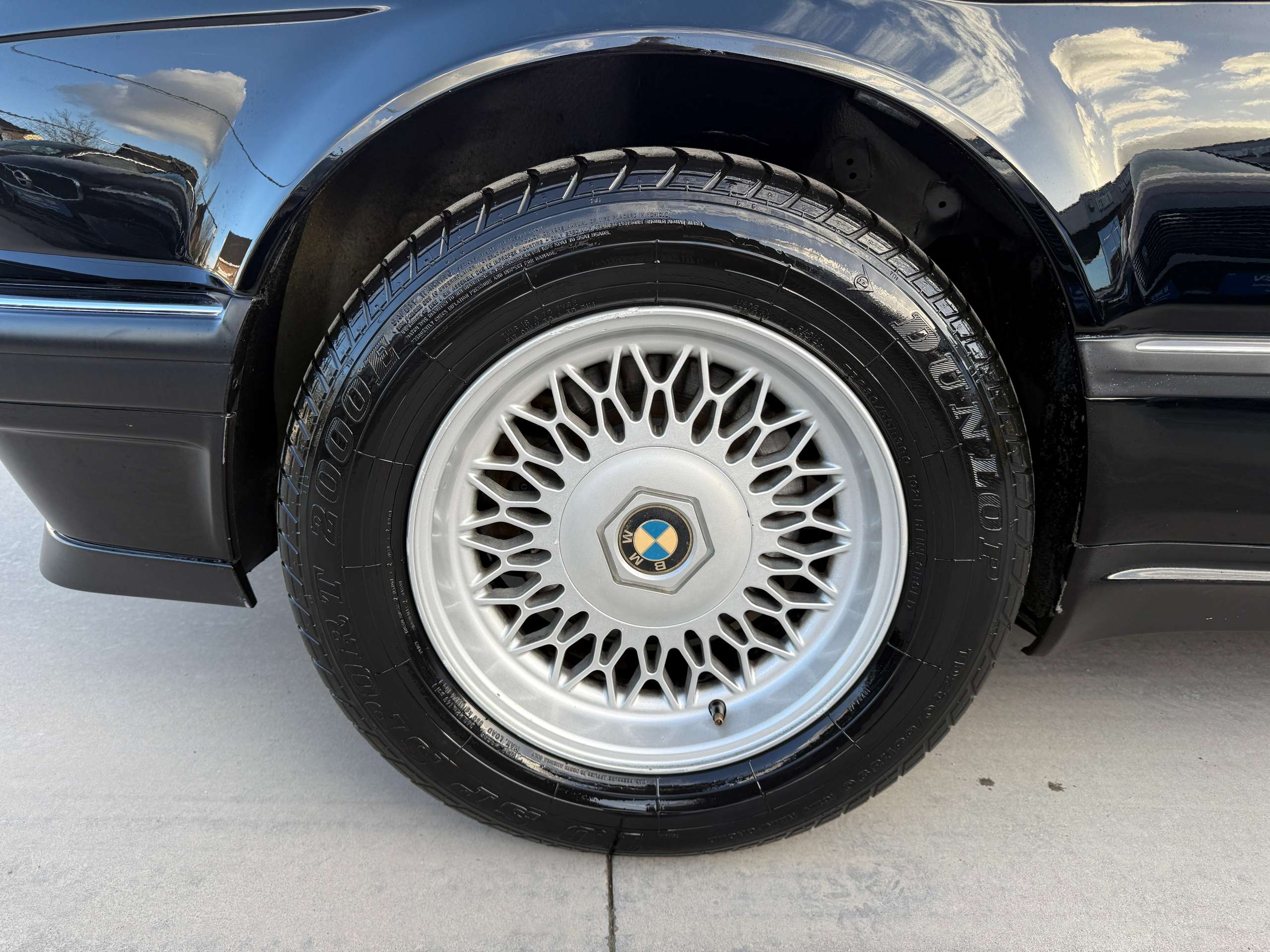 adbb8c4d-3f74-4996-8186-5c5e95e6450c10-bmw-750-il-oldtimer-b6-gepantserd-unieke-staatslimousine.jpg