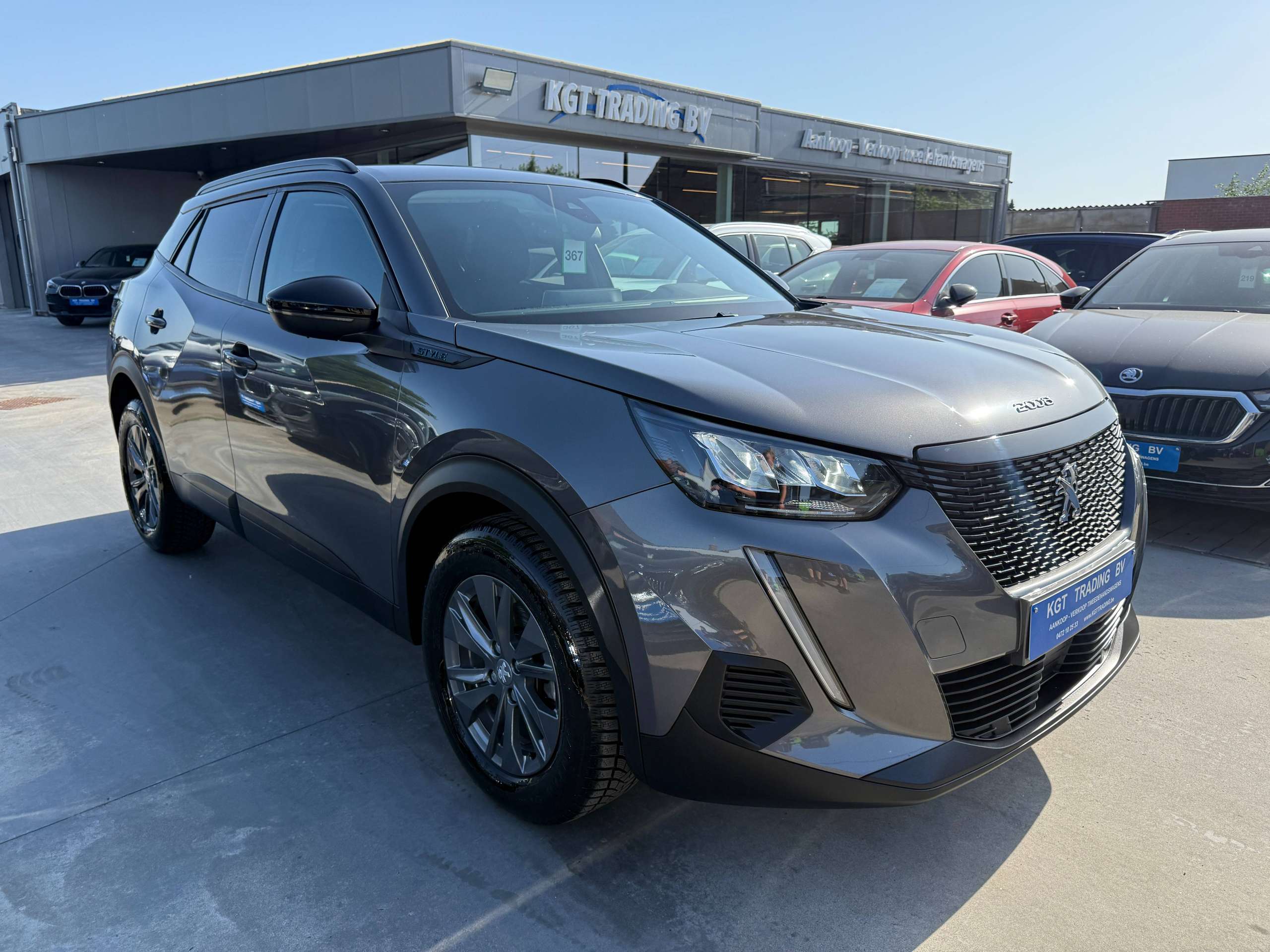 b8bd58fb-d71b-4690-b07b-7905ebe91ce93-peugeot-2008-1-2i-style-navigatie-camera-full-led-carplay-pdc-alu.jpg