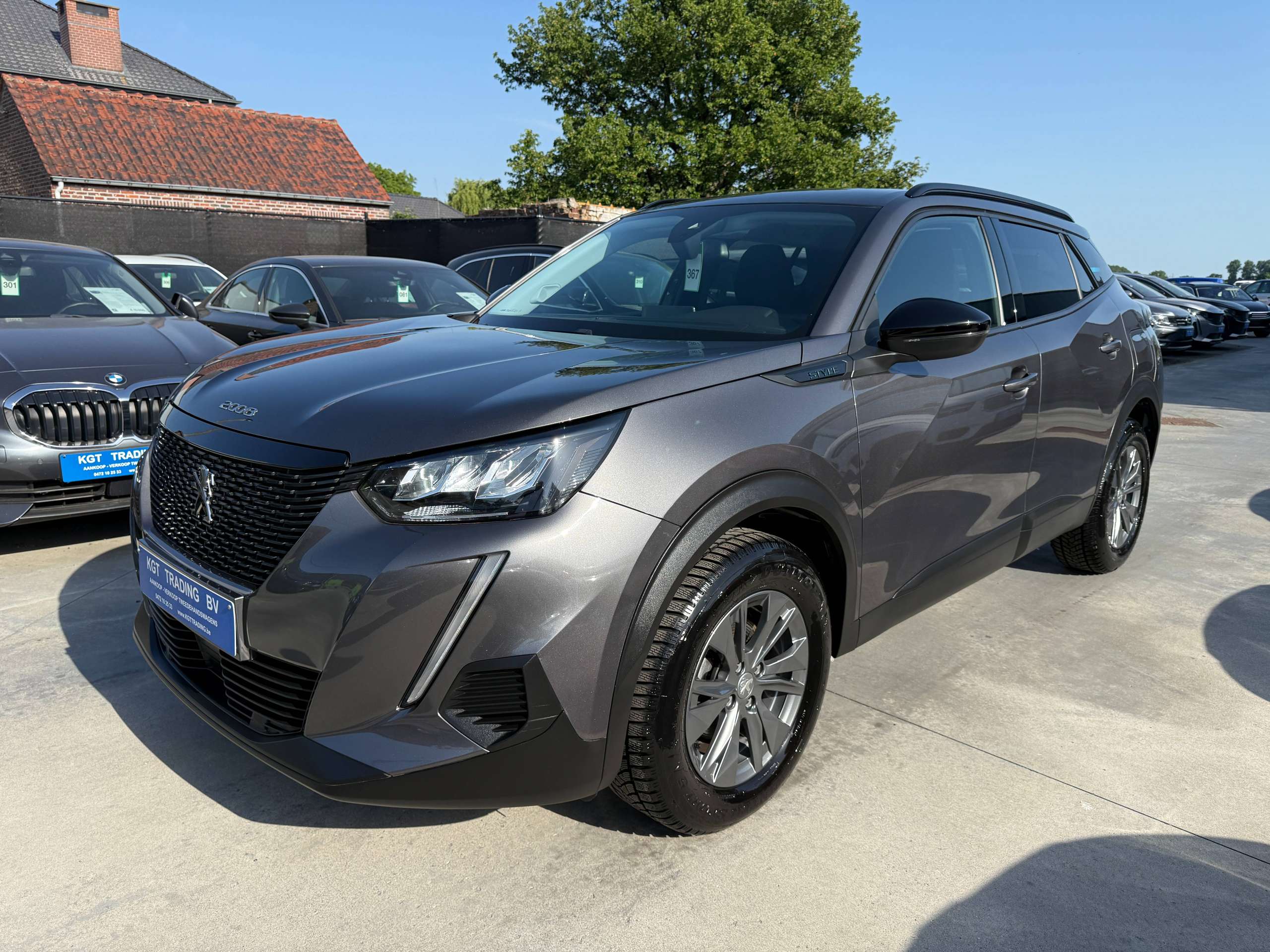 b8bd58fb-d71b-4690-b07b-7905ebe91ce99-peugeot-2008-1-2i-style-navigatie-camera-full-led-carplay-pdc-alu.jpg