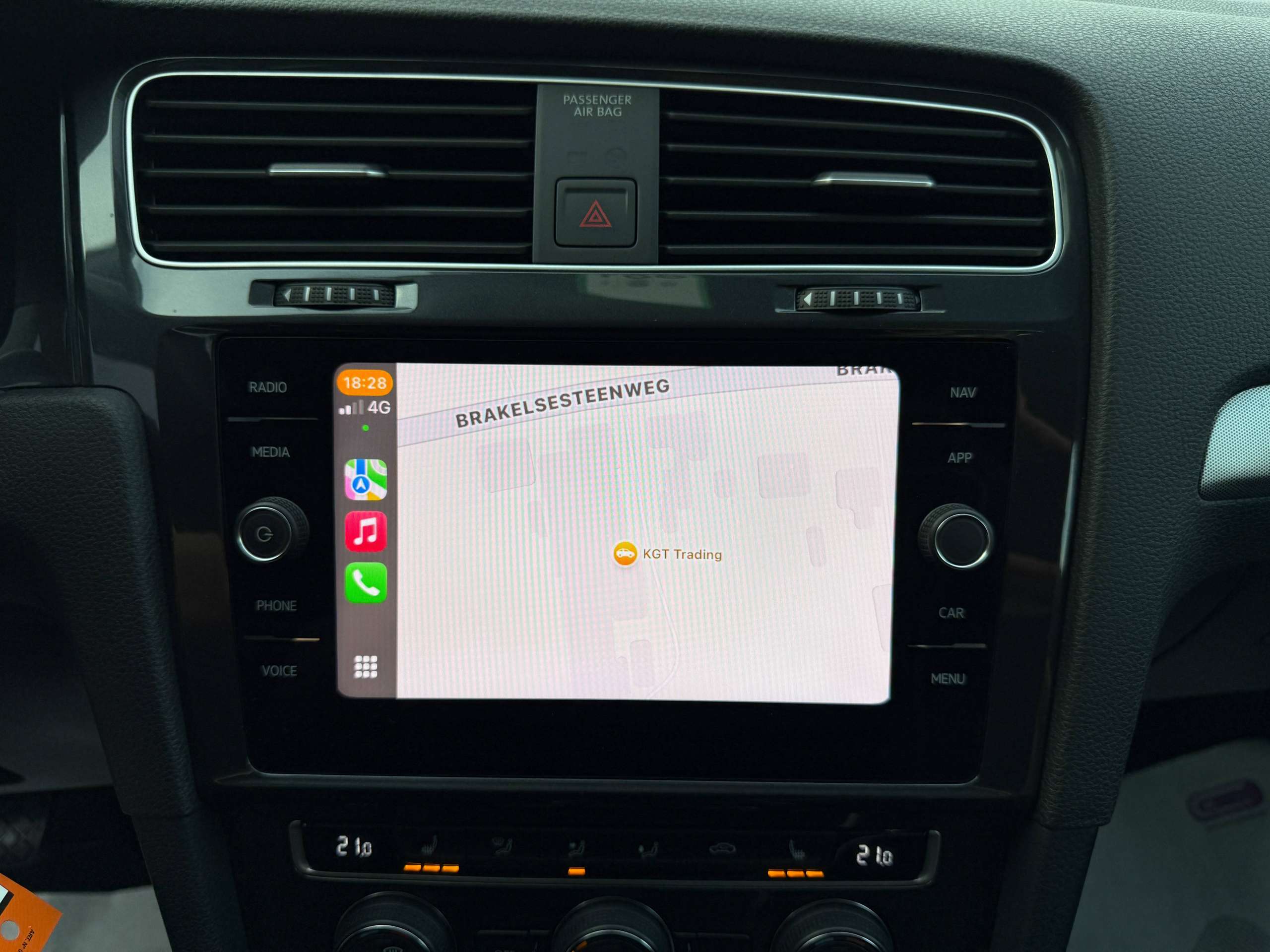 c3402c94-b849-43b7-9298-5096630f0f3526-volkswagen-golf-variant-1-0-tsi-115pk-navigatie-carplay-zetelverwarming-pdc-led-carpass.jpg