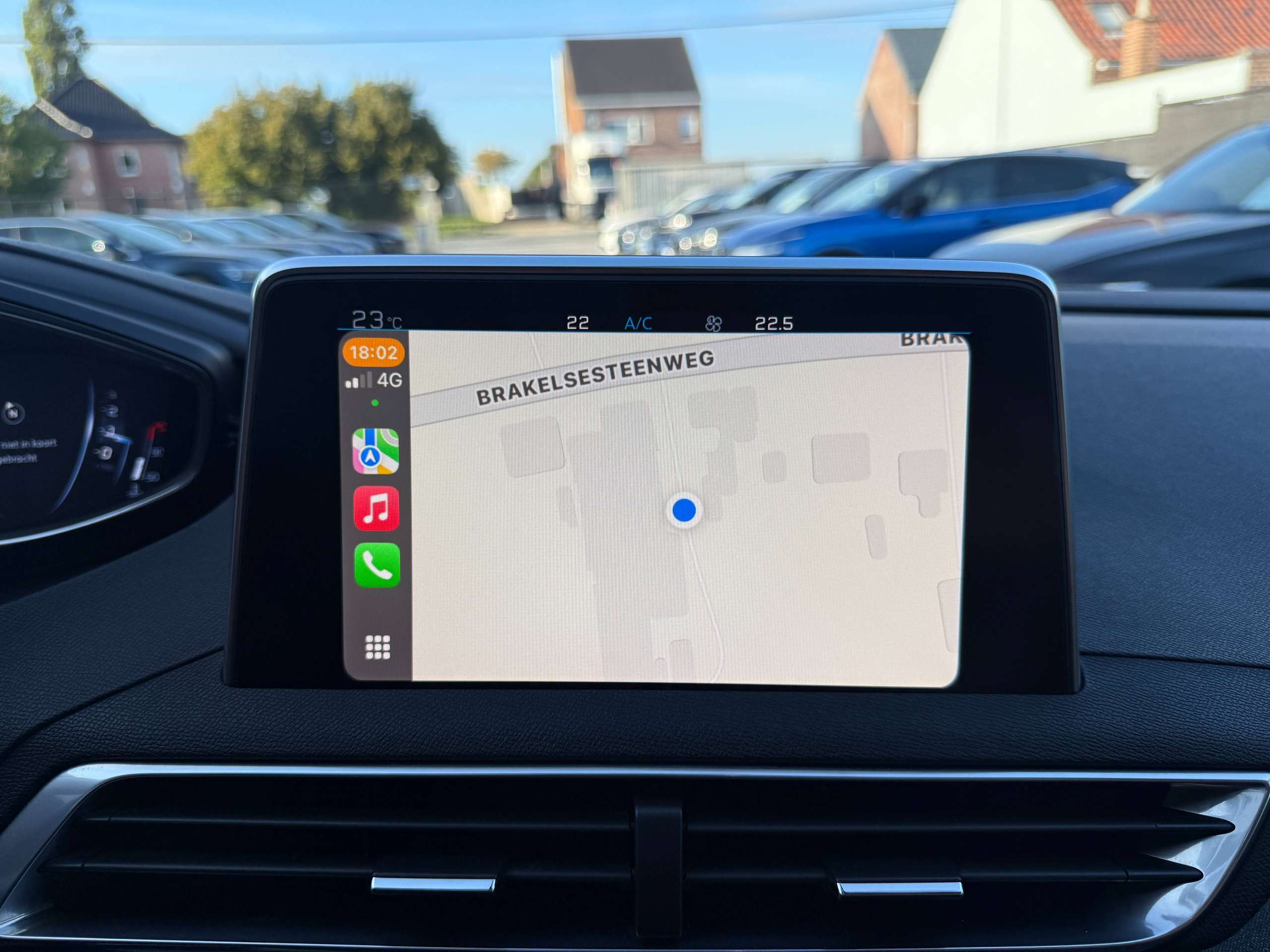 ca2dd889-8130-4641-a4d8-51604c199c9527-peugeot-3008-1-2i-130pk-allure-navigatie-leder-carplay-camera-grip-control-led.jpg