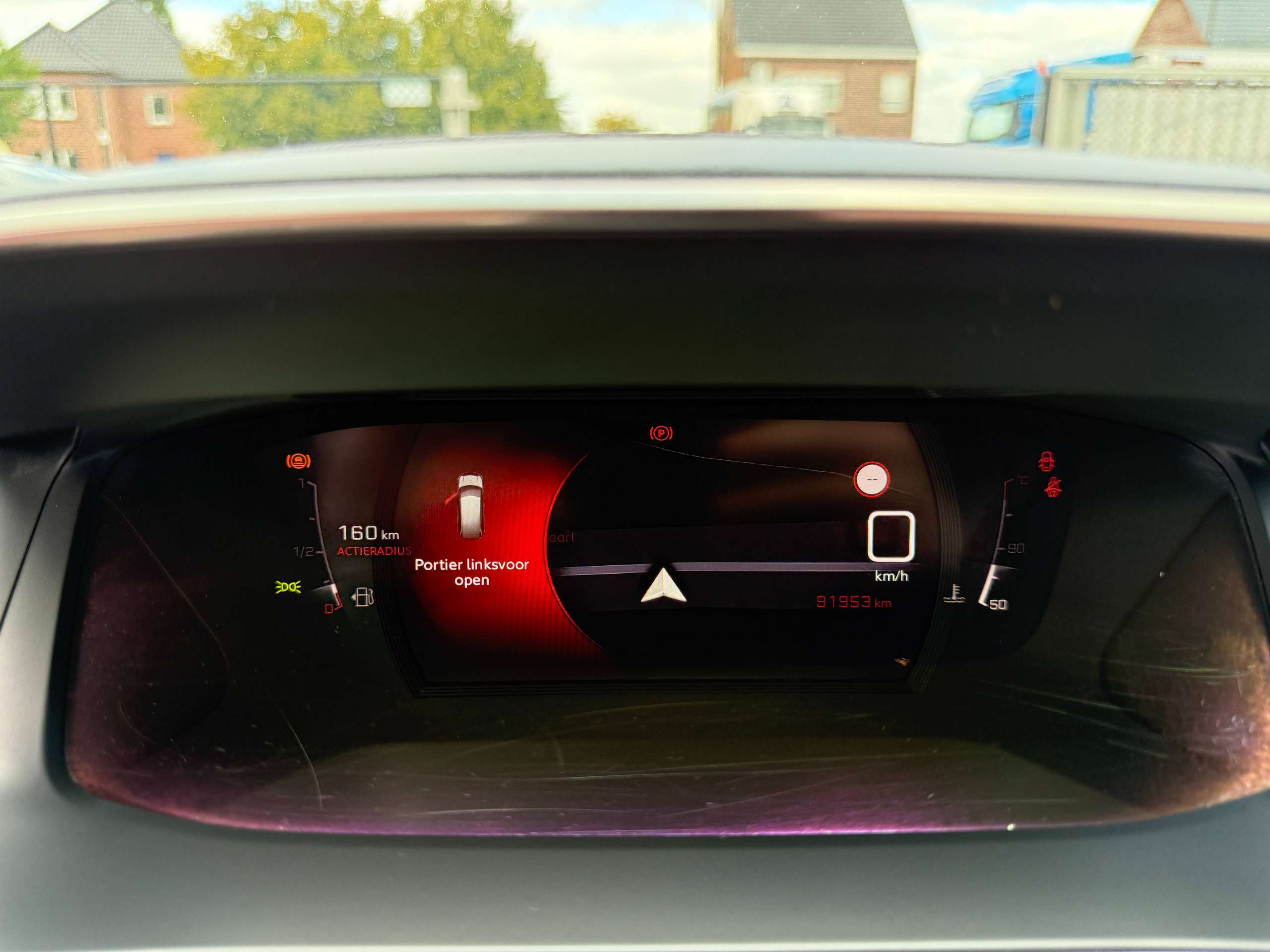d043957c-28e5-4a7c-addd-2aefb086010f18-peugeot-2008-1-2i-130pk-gt-line-camera-leder-navigatie-carplay-full-led-bluetooth.jpg