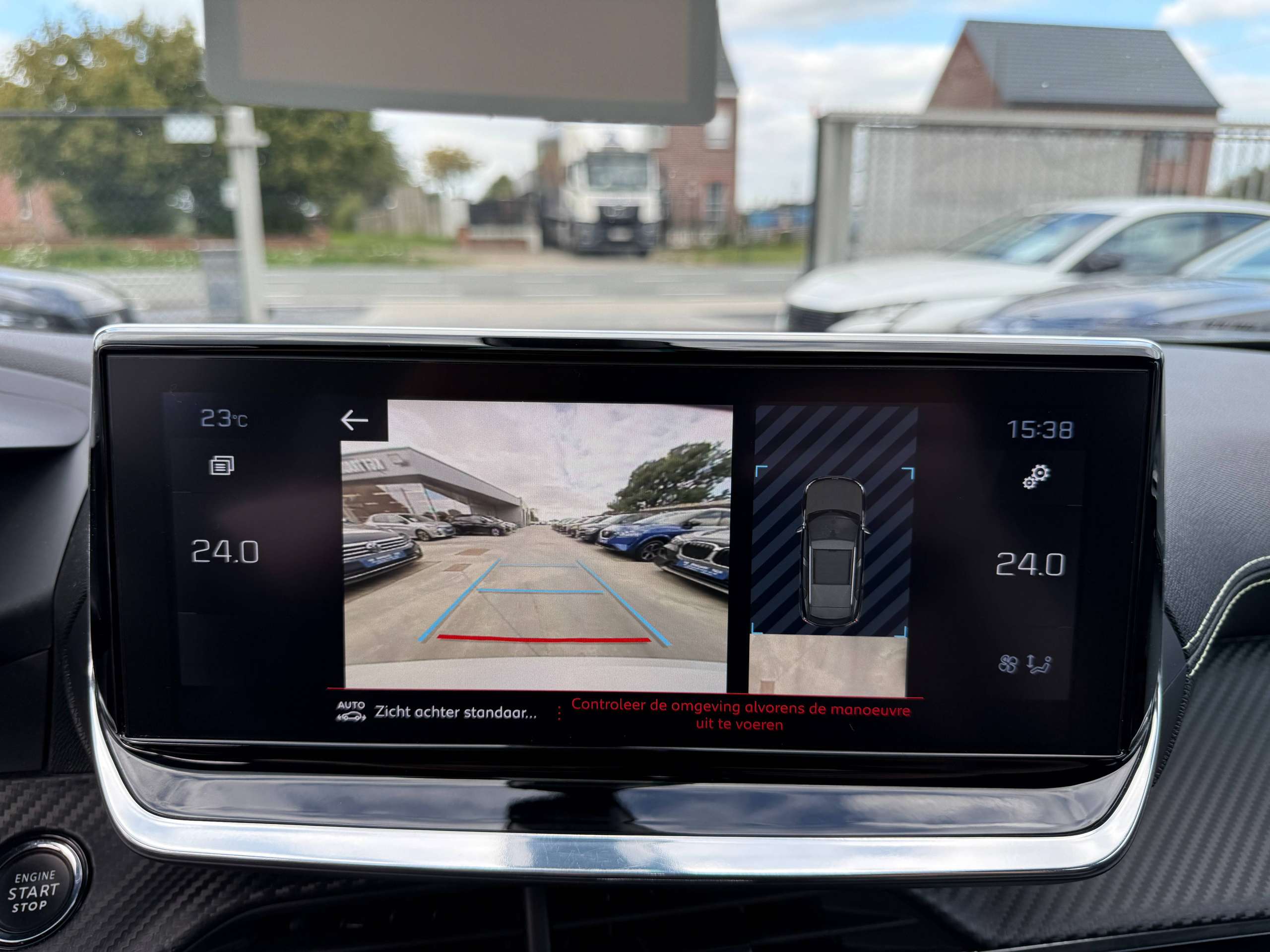 d043957c-28e5-4a7c-addd-2aefb086010f23-peugeot-2008-1-2i-130pk-gt-line-camera-leder-navigatie-carplay-full-led-bluetooth.jpg