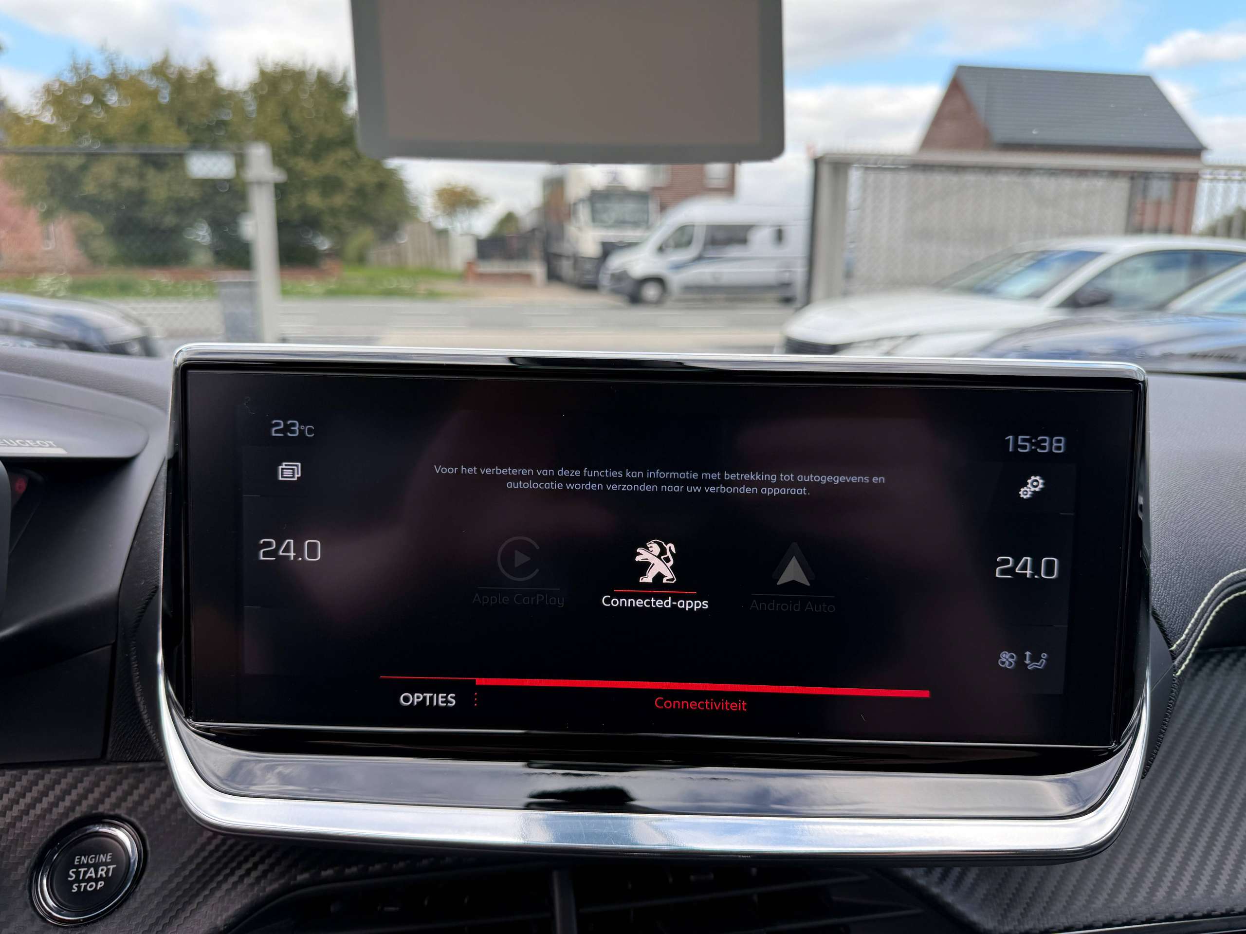 d043957c-28e5-4a7c-addd-2aefb086010f26-peugeot-2008-1-2i-130pk-gt-line-camera-leder-navigatie-carplay-full-led-bluetooth.jpg