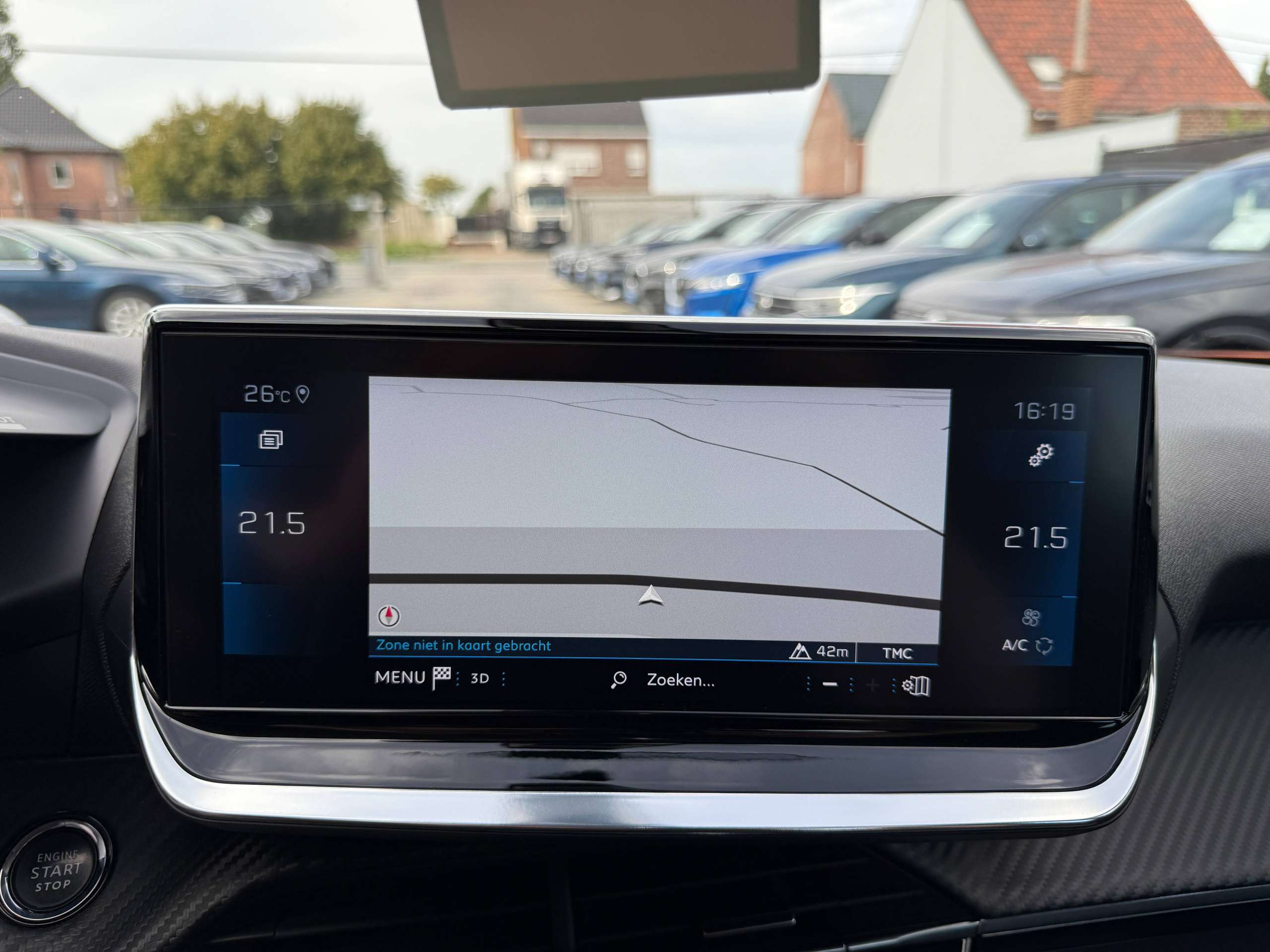 d2c80ec1-7bbb-4c13-b540-463501ff6ca820-peugeot-2008-1-2i-130pk-automaat-allure-navigatie-leder-camera-carplay-full-led-pdc.jpg