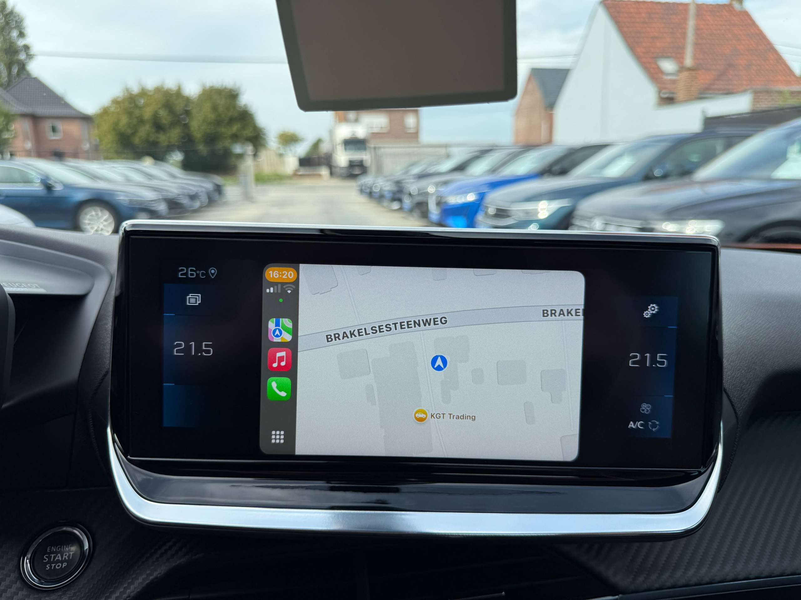 d2c80ec1-7bbb-4c13-b540-463501ff6ca827-peugeot-2008-1-2i-130pk-automaat-allure-navigatie-leder-camera-carplay-full-led-pdc.jpg