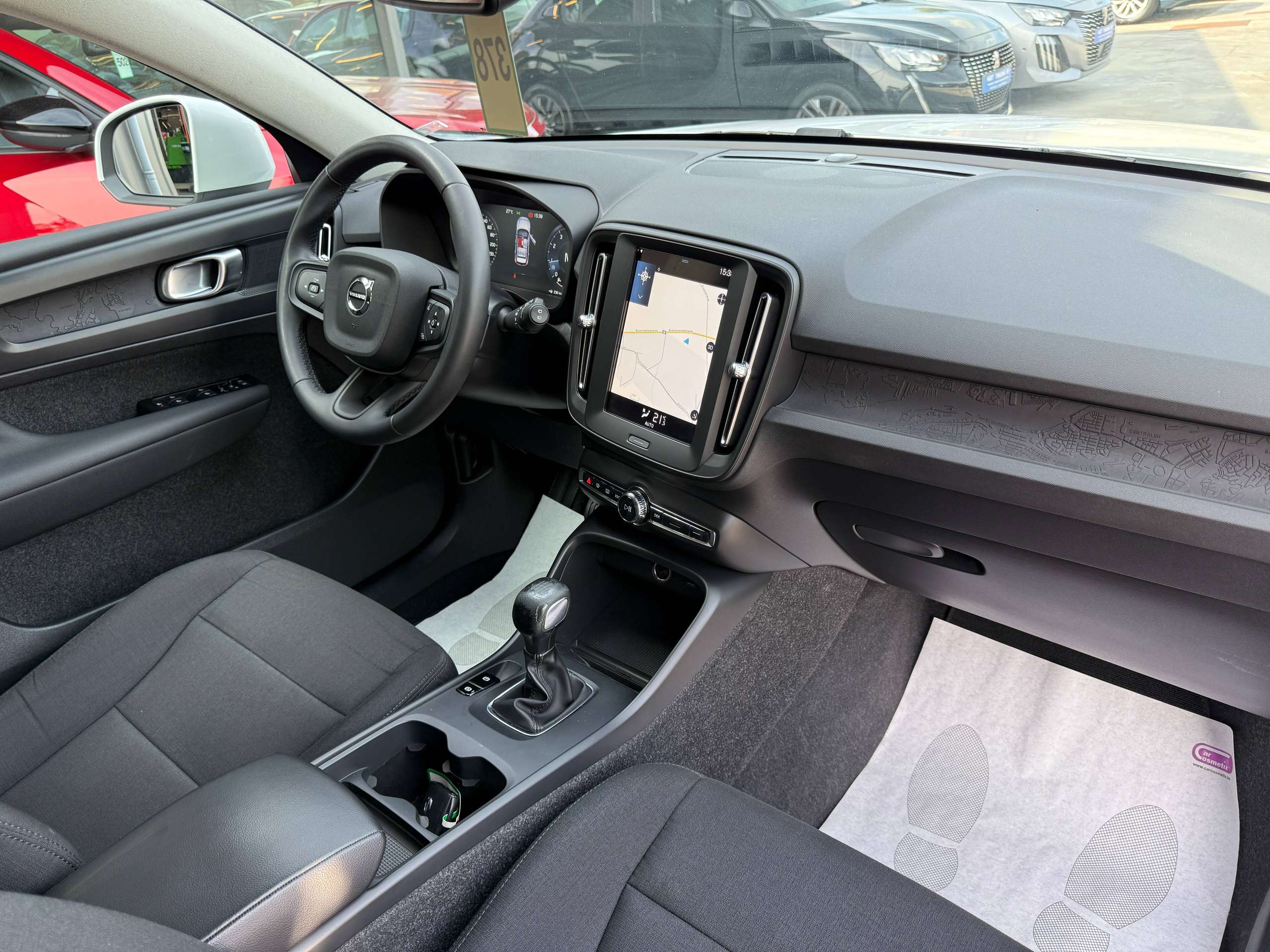 d6a30329-4619-4a69-bb38-1d83241d32fc24-volvo-xc40-1-5-t2-129pk-navigatie-full-led-bluetooth-dab-pdc-carpass.jpg
