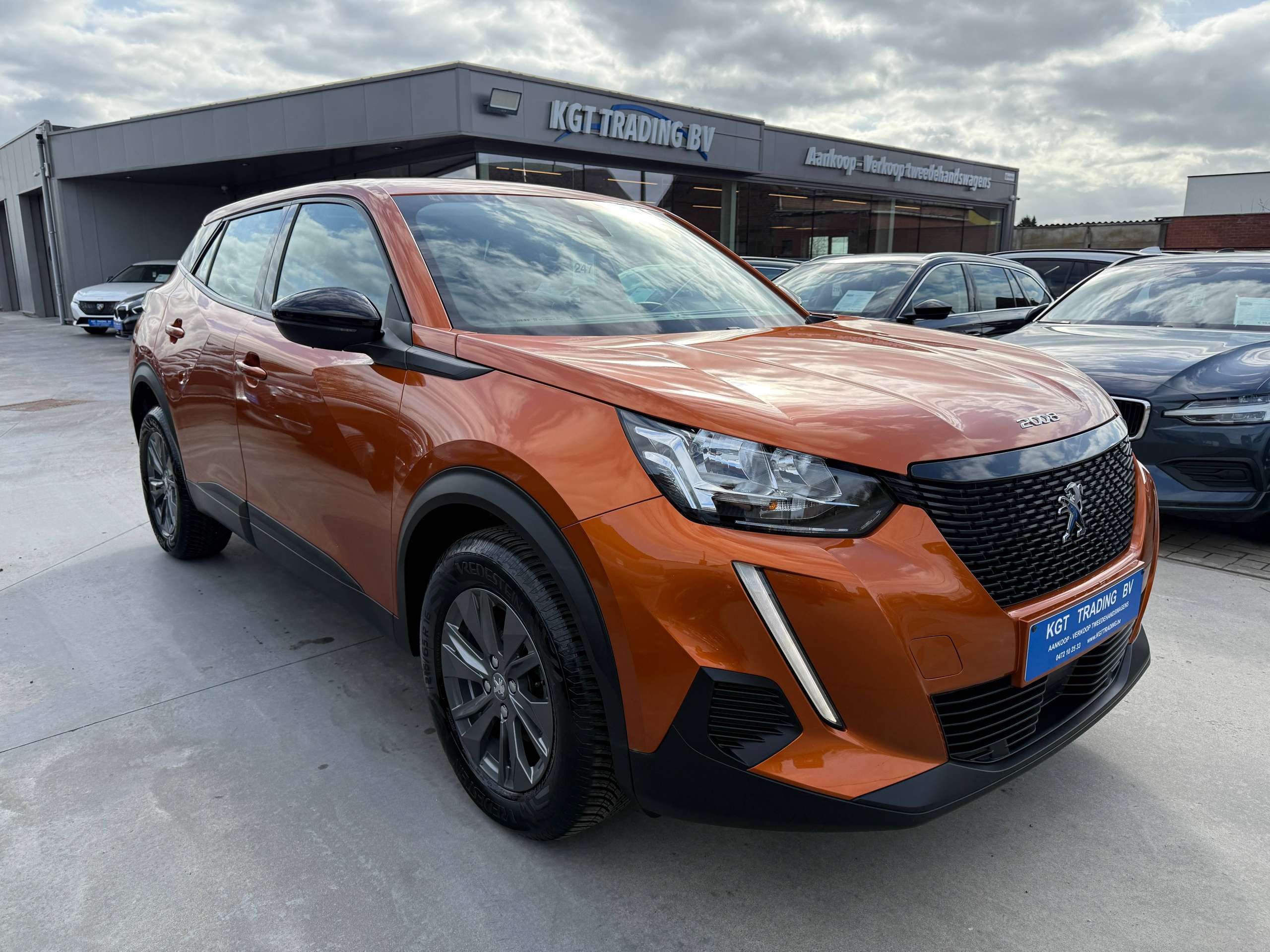 d6e53ff9-f4c5-41b6-9c05-03da214035ec3-peugeot-2008-1-2i-101pk-navigatie-carplay-pdc-bluetooth-led-a-c.jpg