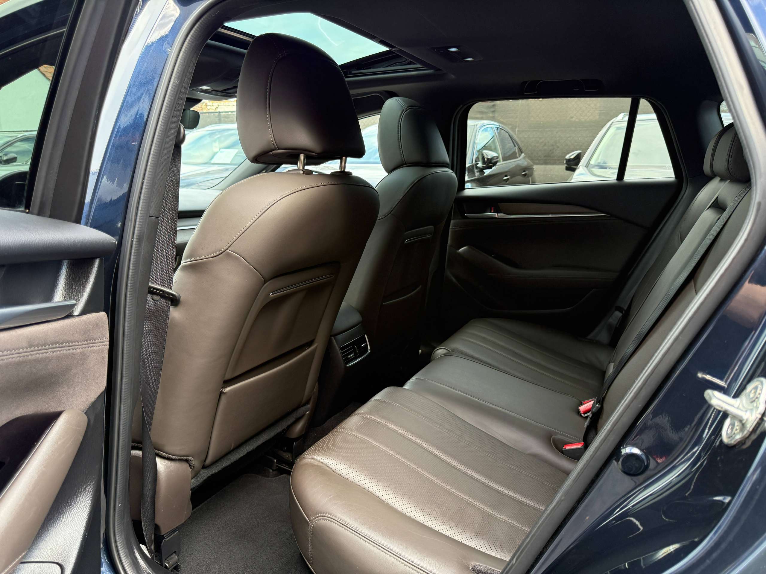 d7eab07e-9aa7-4360-8dd4-a79d222682ce18-mazda-6-2-0i-skyactiv-navigatie-leder-opendak-bose-carplay-360-camera-full-led.jpg