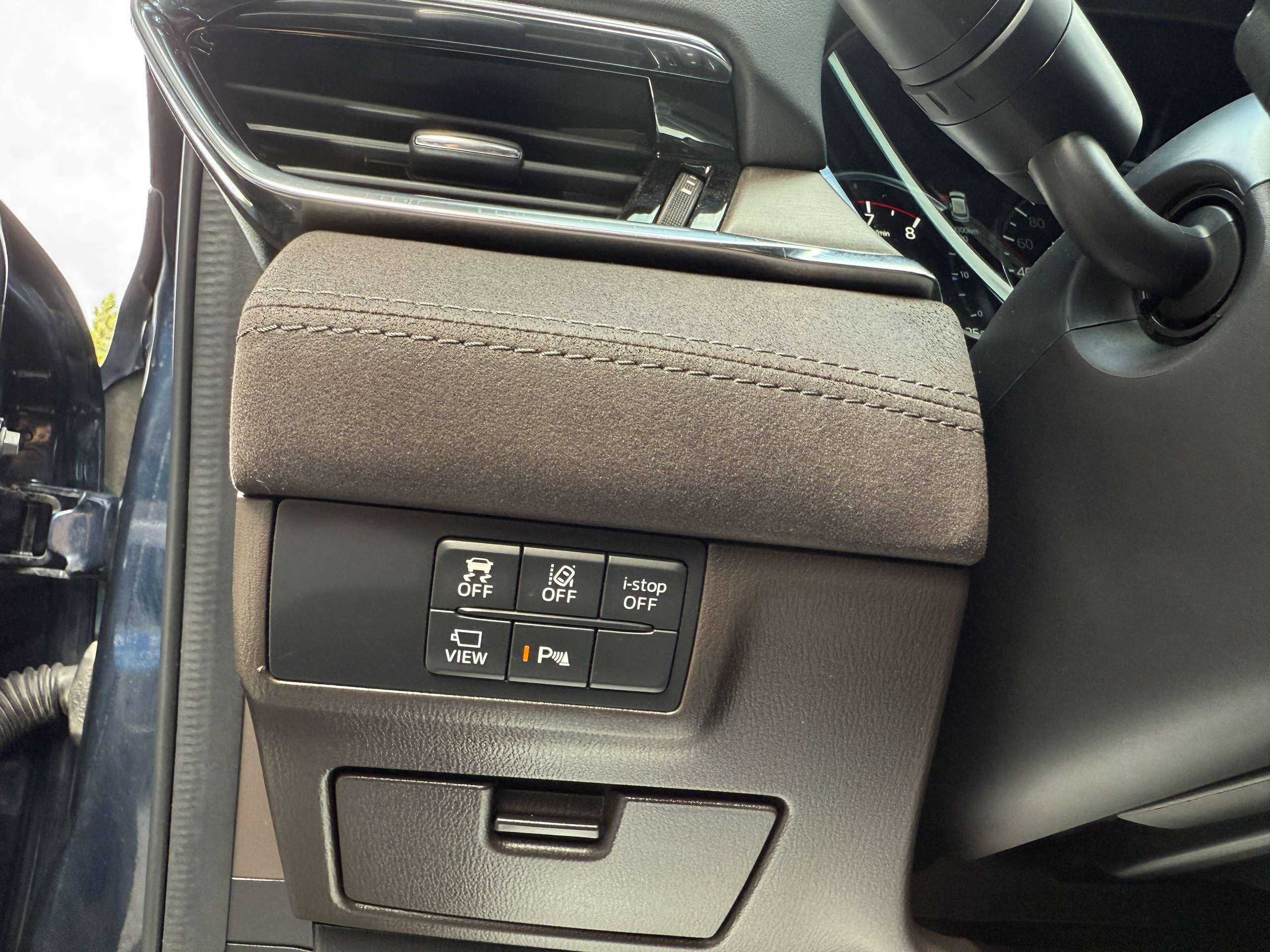d7eab07e-9aa7-4360-8dd4-a79d222682ce20-mazda-6-2-0i-skyactiv-navigatie-leder-opendak-bose-carplay-360-camera-full-led.jpg