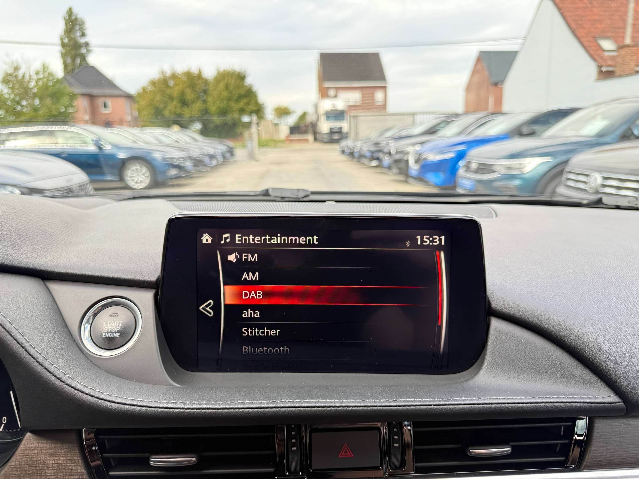 d7eab07e-9aa7-4360-8dd4-a79d222682ce30-mazda-6-2-0i-skyactiv-navigatie-leder-opendak-bose-carplay-360-camera-full-led.jpg