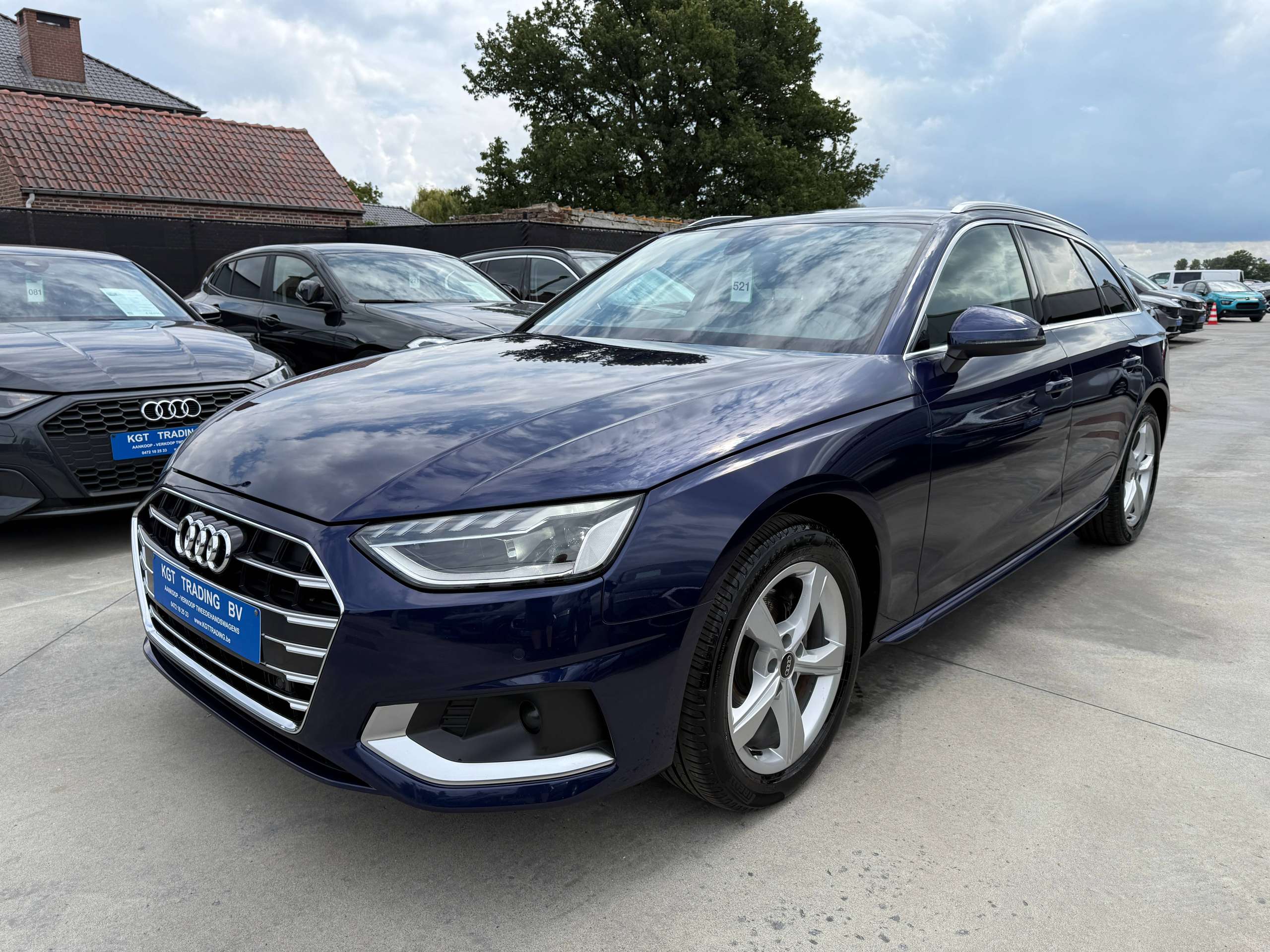 e904e365-1636-42f5-b181-dc96a7fa34999-audi-a4-avant-35-tfsi-automaat-navigatie-zwart-leder-sportzetels-trekhaak-full-led-carplay.jpg
