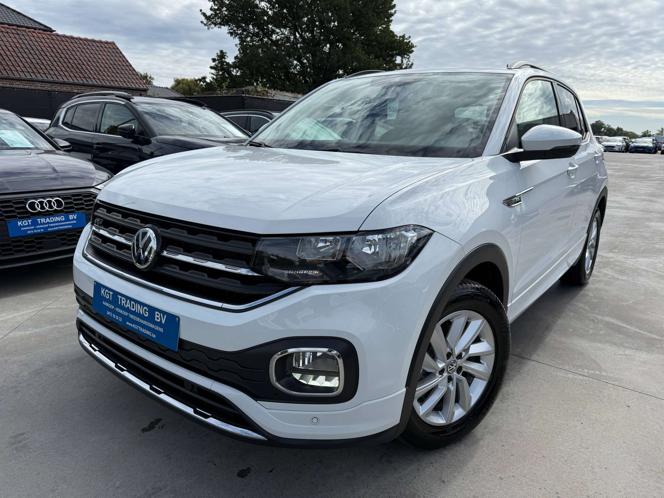 f197f1cf-13ca-44be-866b-6d08847d7b2b1-volkswagen-t-cross-1-5-tsi-150pk-dsg-automaat-r-line-beats-soundsysteem-carplay-pdc-alu.jpg