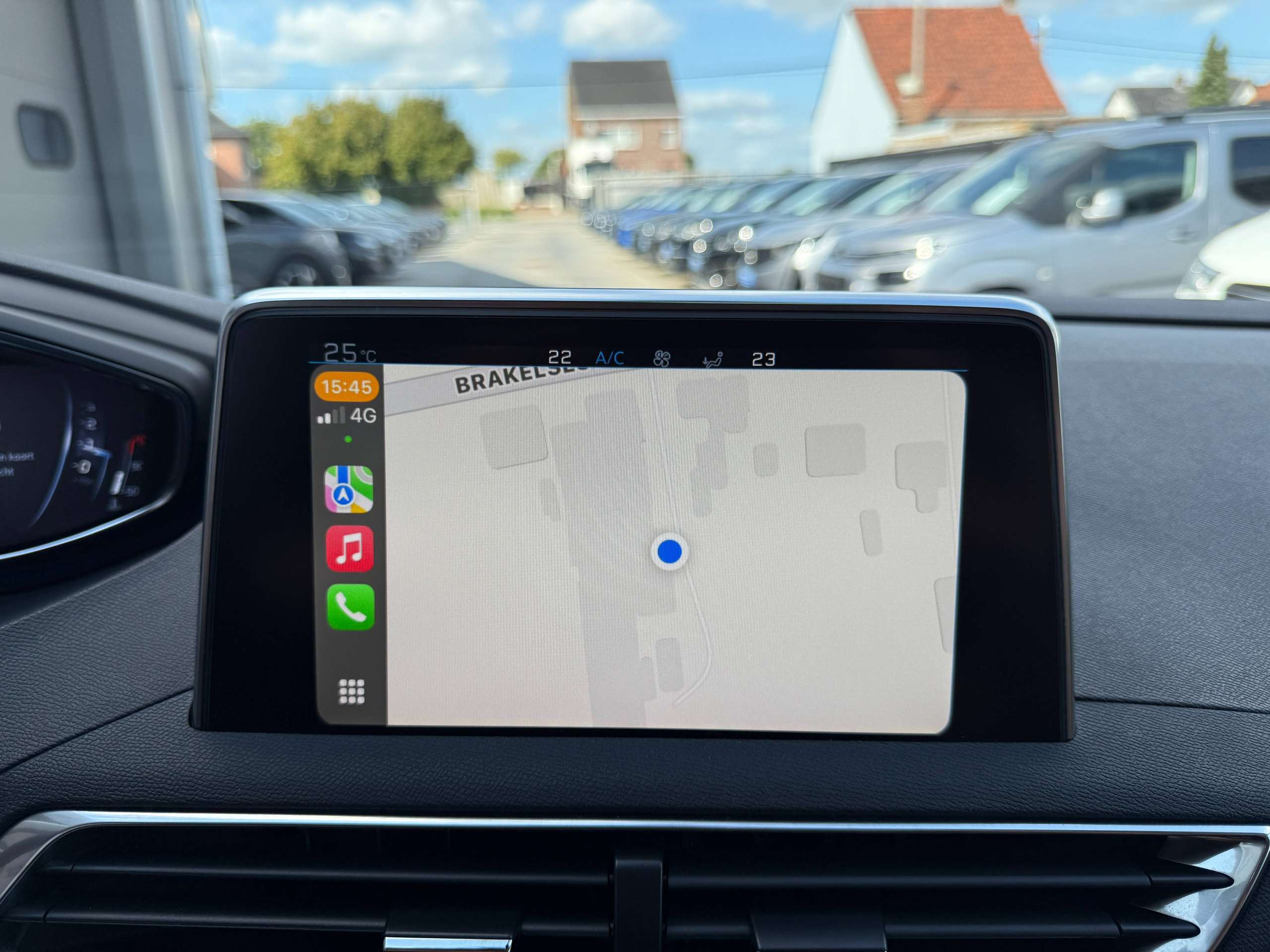 f874540f-257d-4293-b188-4f9145fff14c29-peugeot-5008-1-2i-130pk-7-zetels-navigatie-leder-camera-carplay-dab-pdc.jpg