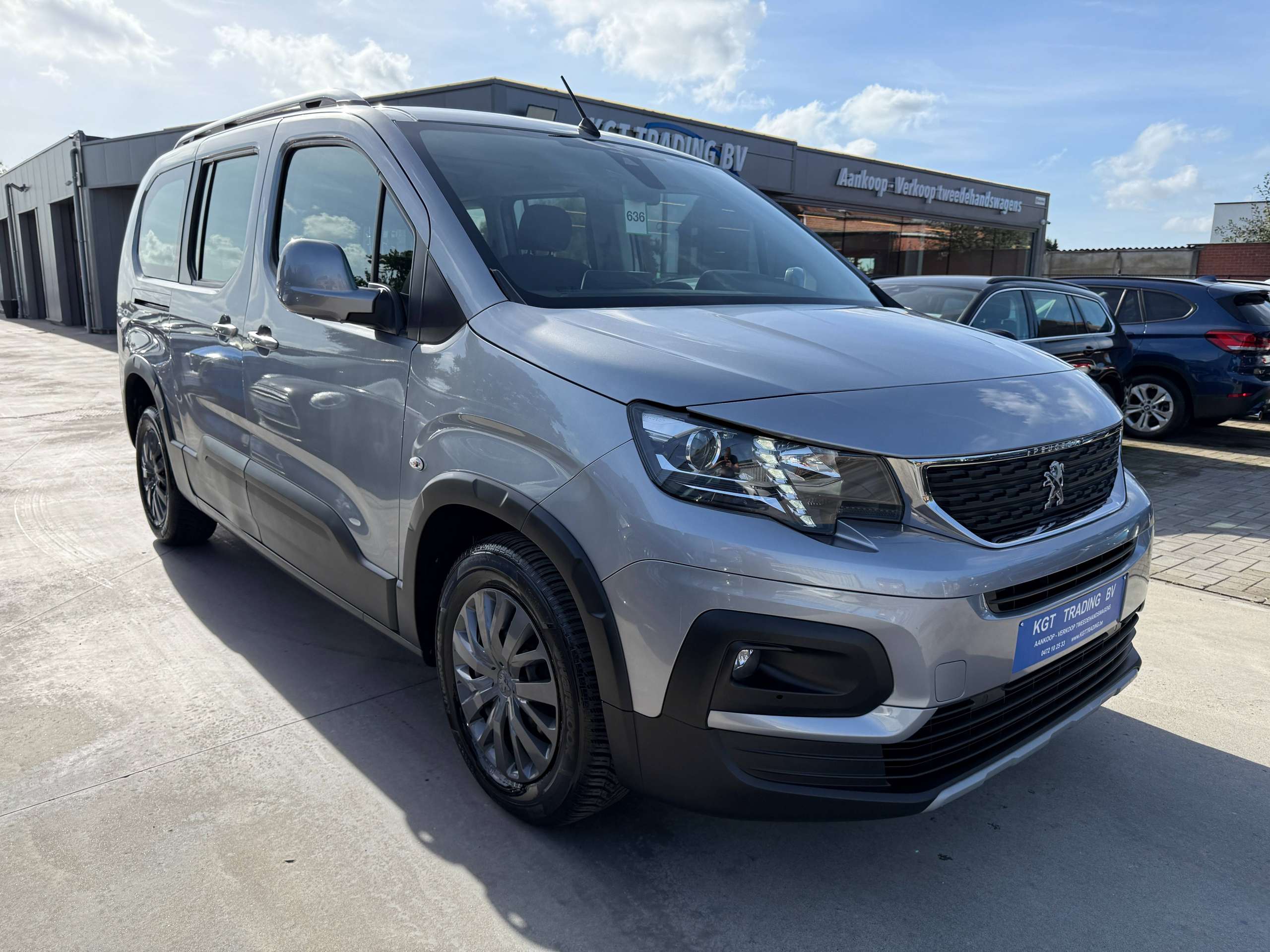 28e712aa-af7e-4145-af5f-5a539504ba423-peugeot-rifter-1-5-bluehdi-automaat-rolstoelauto-ombouw-navigatie-camera-pdc-carpass.jpg