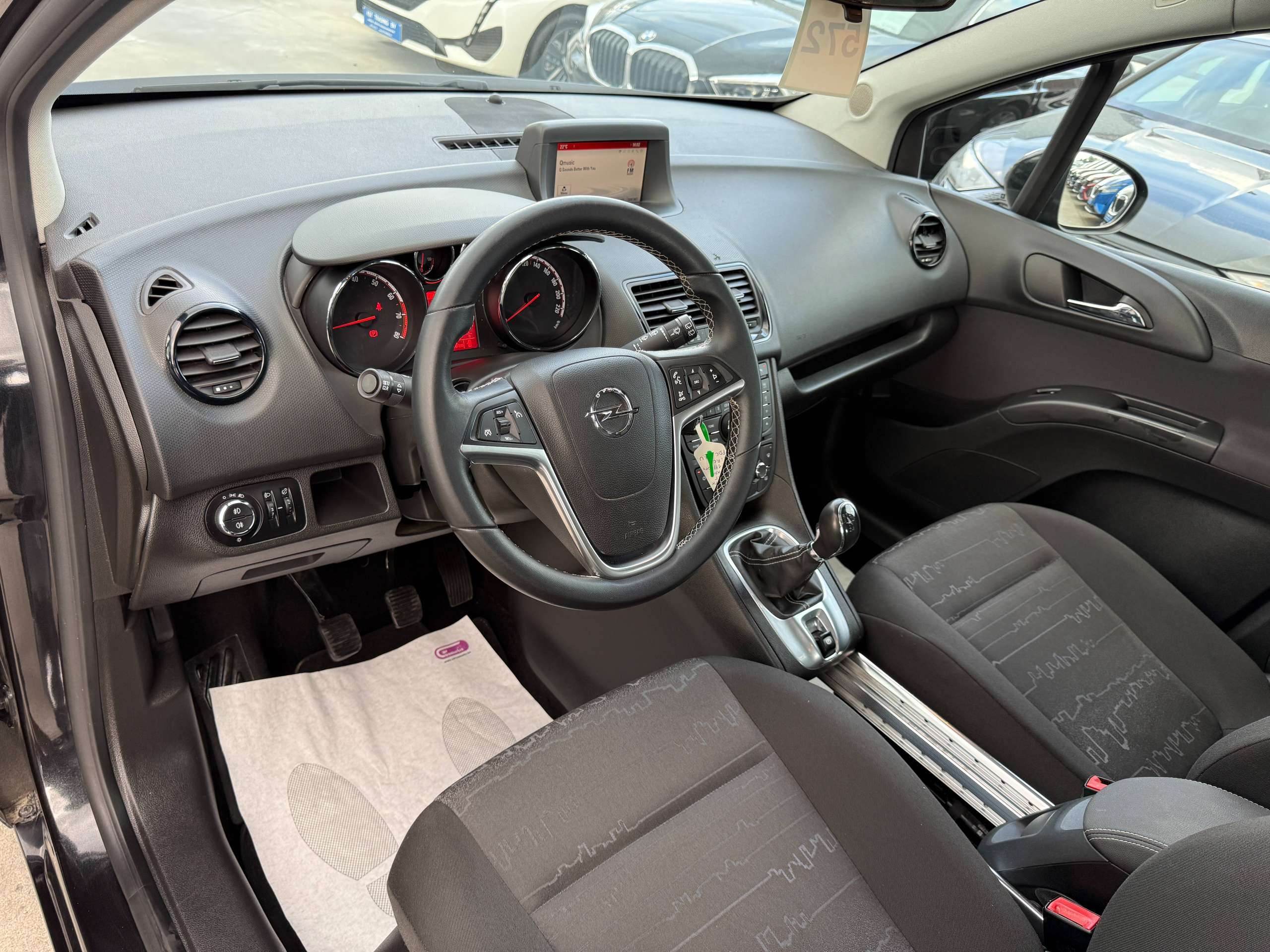 3a2938f6-8e39-4994-b955-77619d7b5ff914-opel-meriva-1-4i-100pk-bluetooth-parkeersensoren-airco-alu-carpass.jpg
