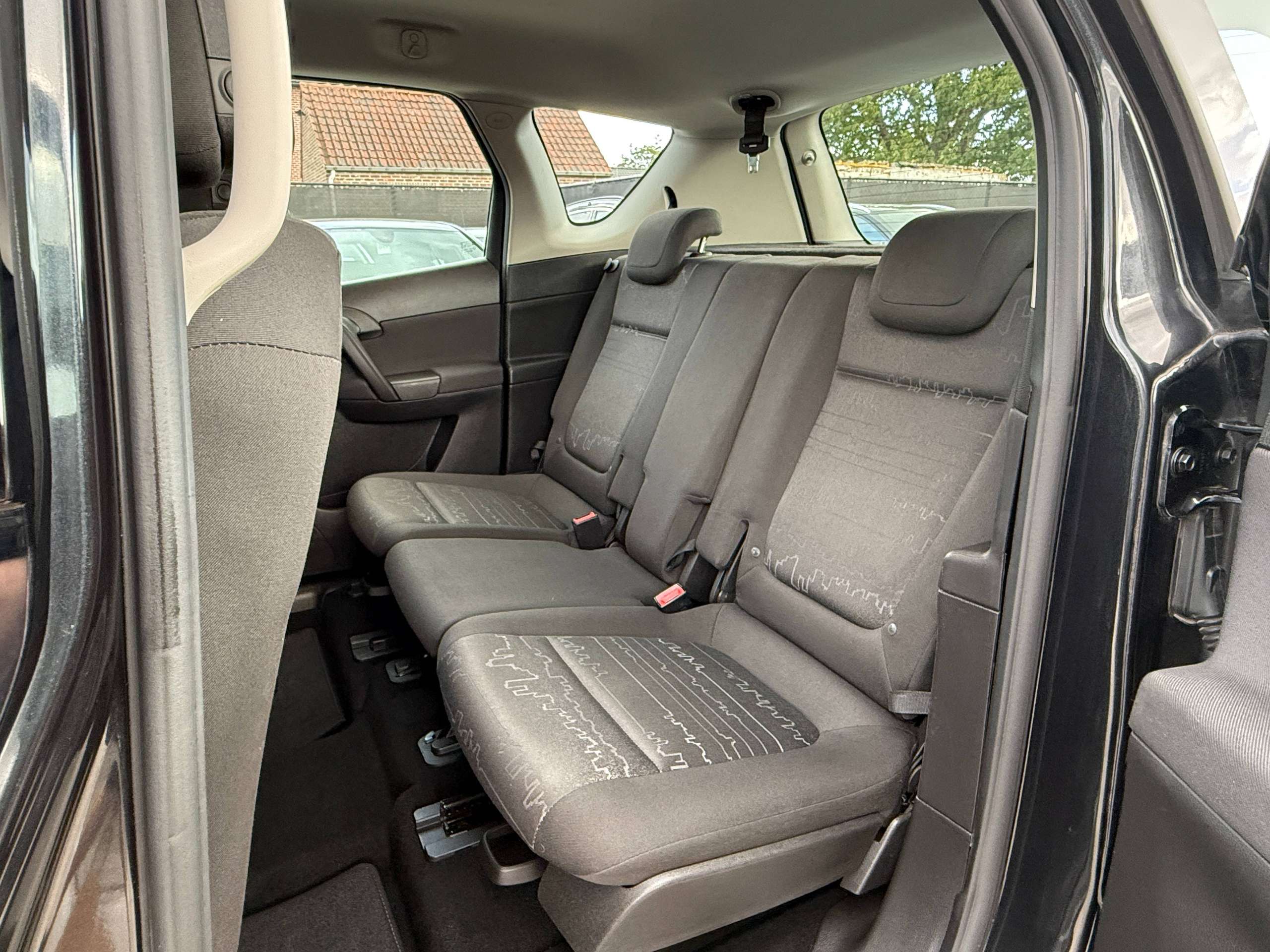 3a2938f6-8e39-4994-b955-77619d7b5ff915-opel-meriva-1-4i-100pk-bluetooth-parkeersensoren-airco-alu-carpass.jpg