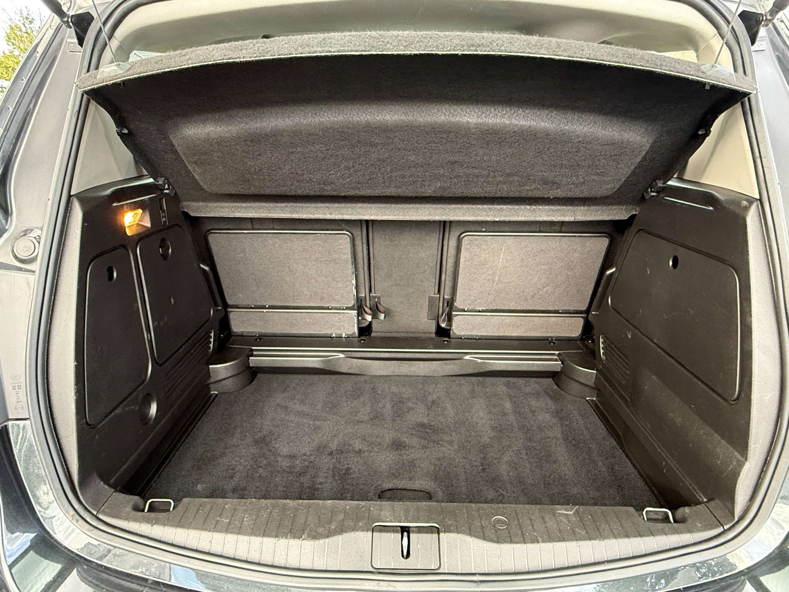 3a2938f6-8e39-4994-b955-77619d7b5ff917-opel-meriva-1-4i-100pk-bluetooth-parkeersensoren-airco-alu-carpass.jpg