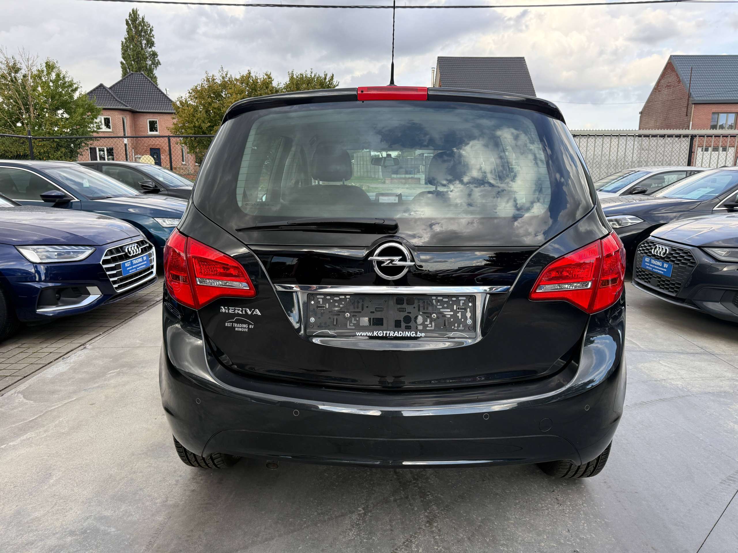 3a2938f6-8e39-4994-b955-77619d7b5ff96-opel-meriva-1-4i-100pk-bluetooth-parkeersensoren-airco-alu-carpass.jpg
