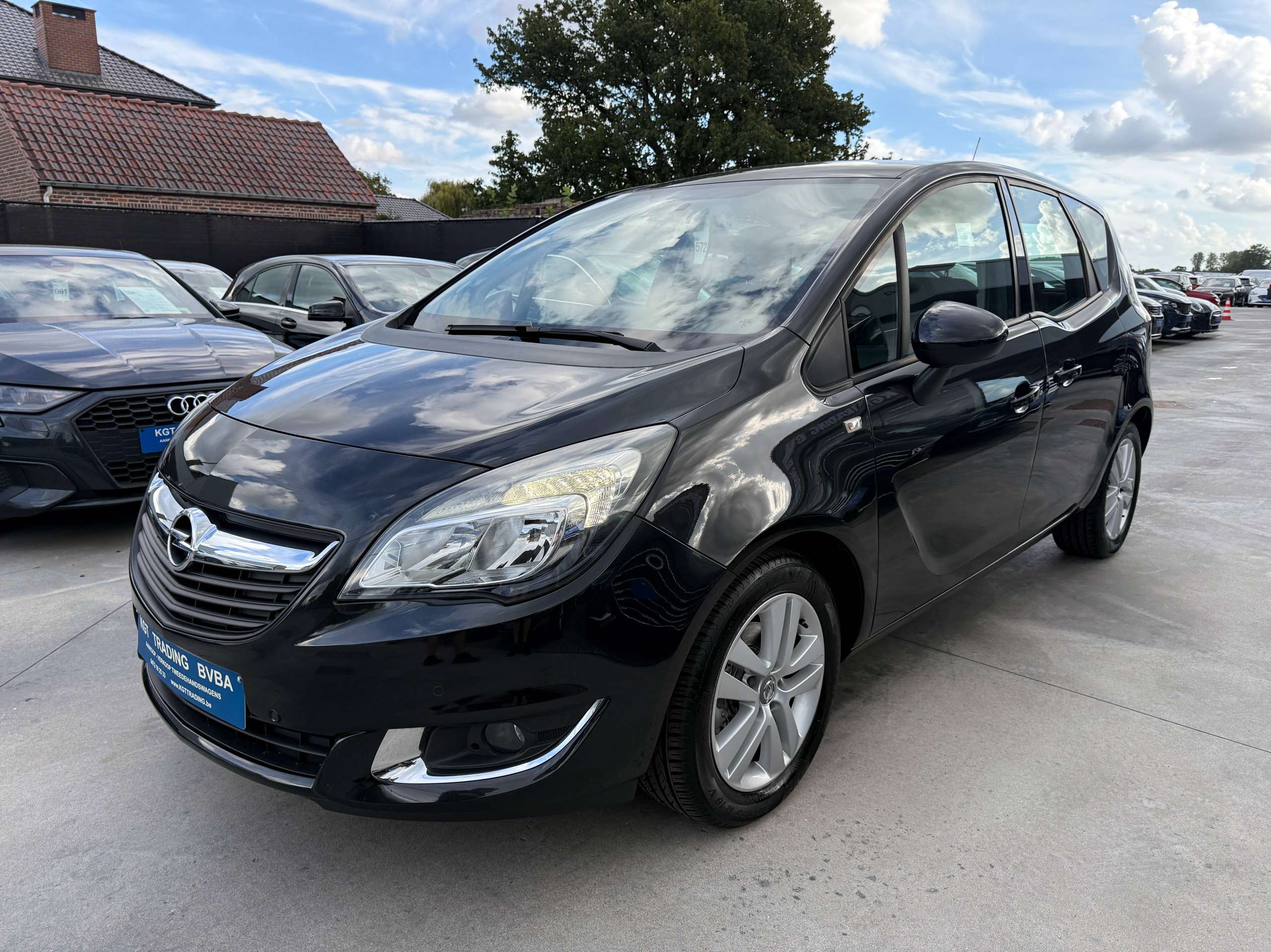 3a2938f6-8e39-4994-b955-77619d7b5ff99-opel-meriva-1-4i-100pk-bluetooth-parkeersensoren-airco-alu-carpass.jpg