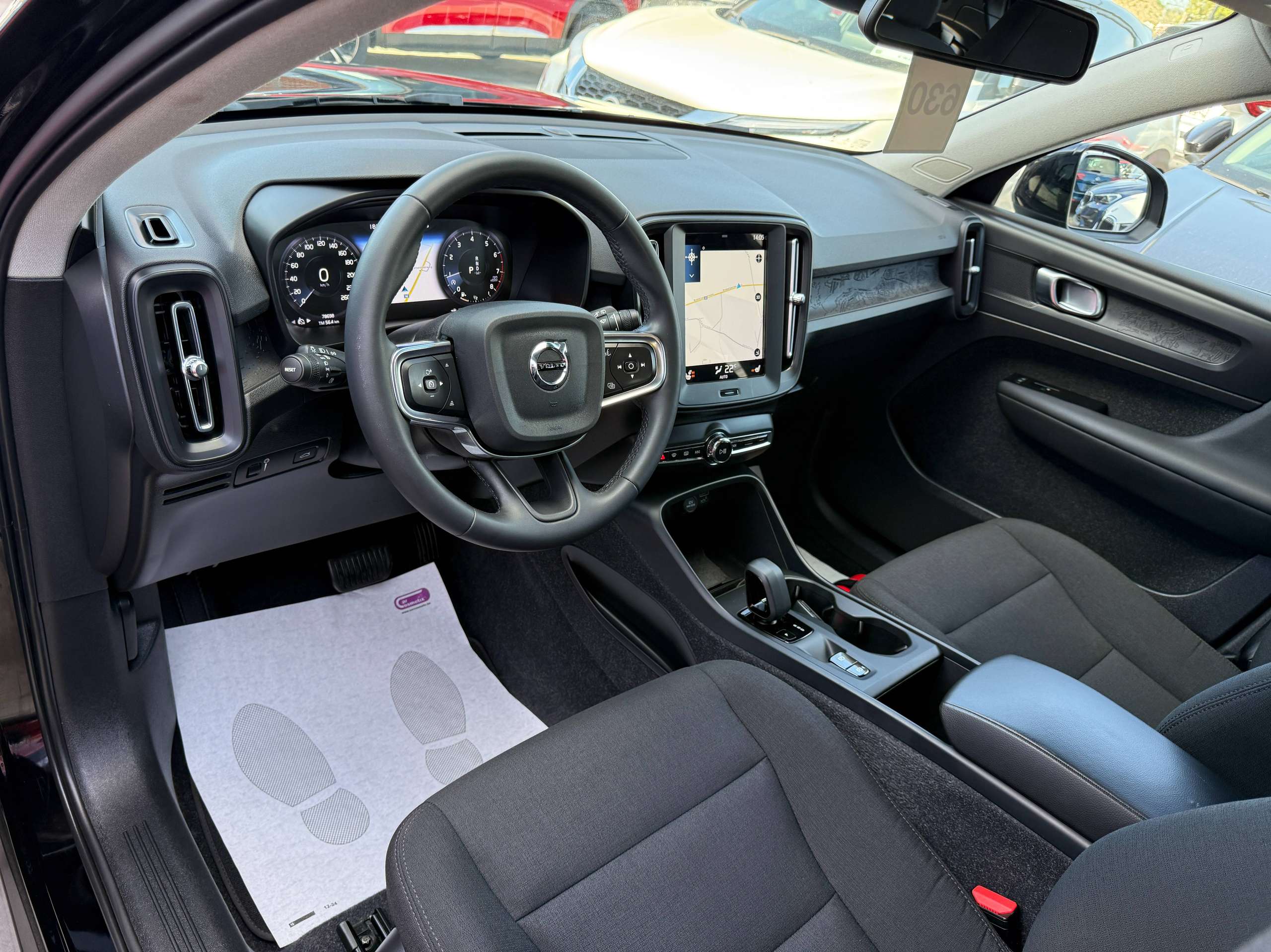 53df7cf8-a007-4ab9-911c-09261865c4b114-volvo-xc40-1-5-t2-129pk-geartronic-automaat-navigatie-camera-carplay-zetelverwarming-trekhaak-full-led-pdc.jpg