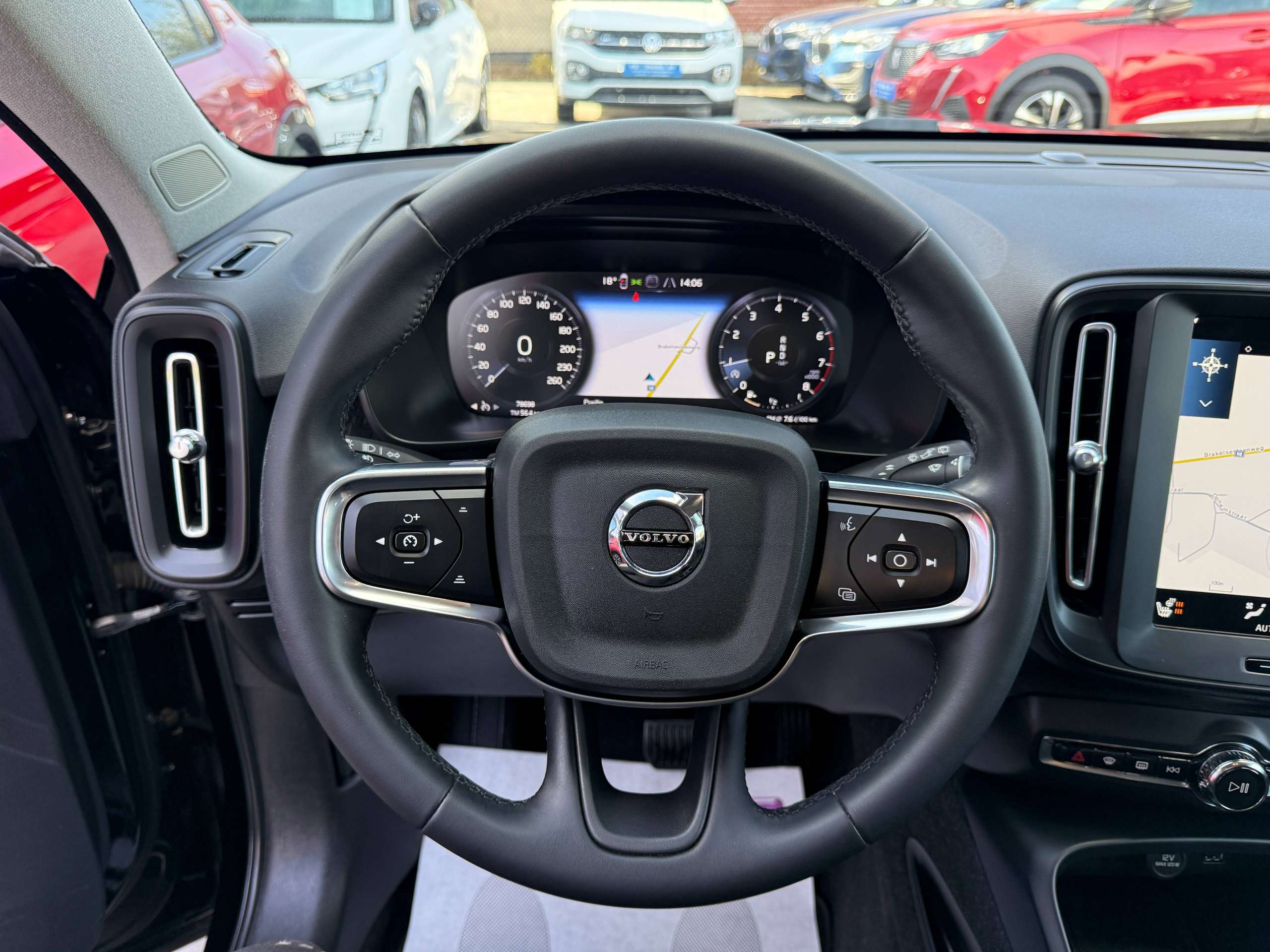 53df7cf8-a007-4ab9-911c-09261865c4b119-volvo-xc40-1-5-t2-129pk-geartronic-automaat-navigatie-camera-carplay-zetelverwarming-trekhaak-full-led-pdc.jpg