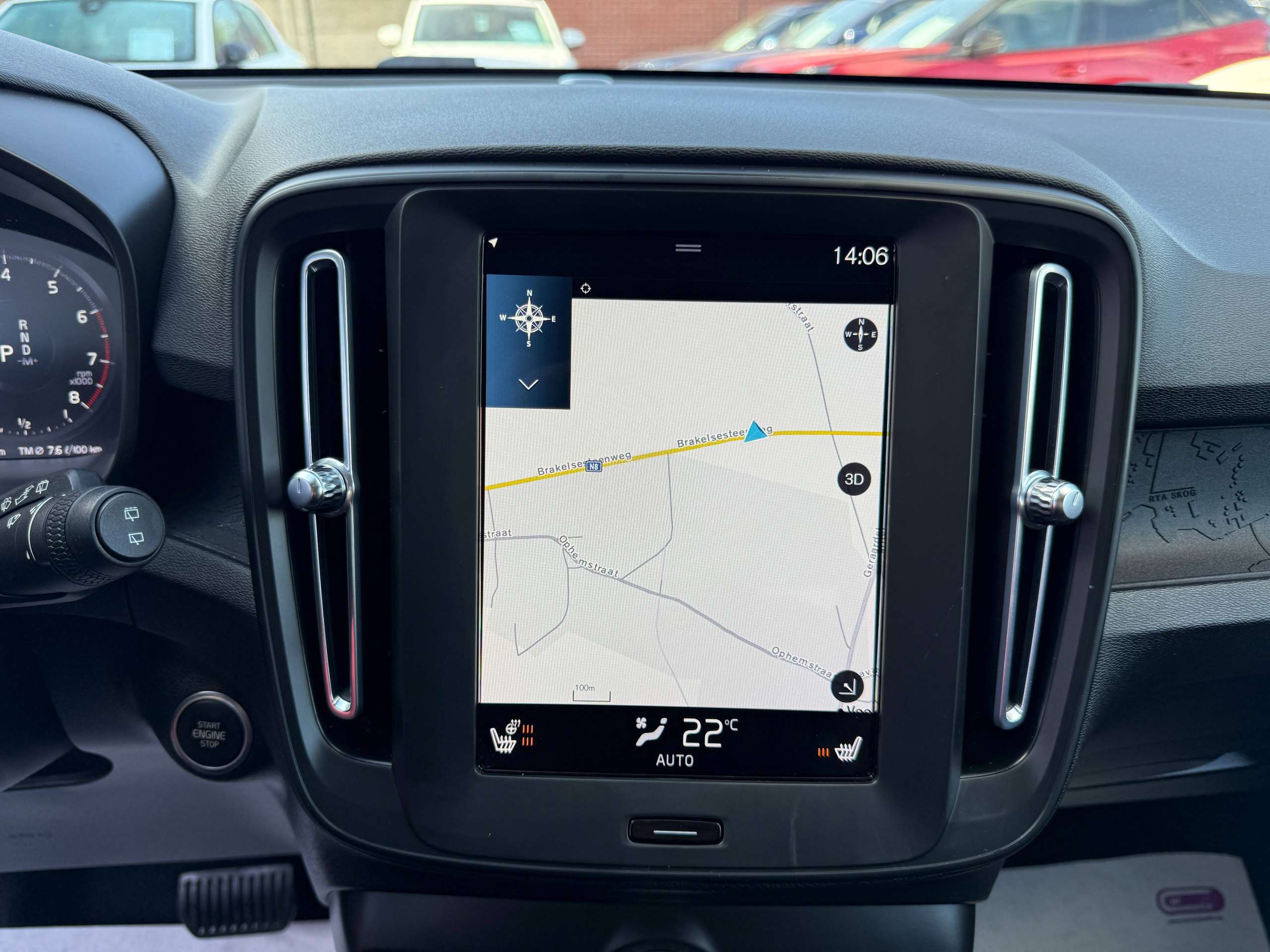 53df7cf8-a007-4ab9-911c-09261865c4b120-volvo-xc40-1-5-t2-129pk-geartronic-automaat-navigatie-camera-carplay-zetelverwarming-trekhaak-full-led-pdc.jpg