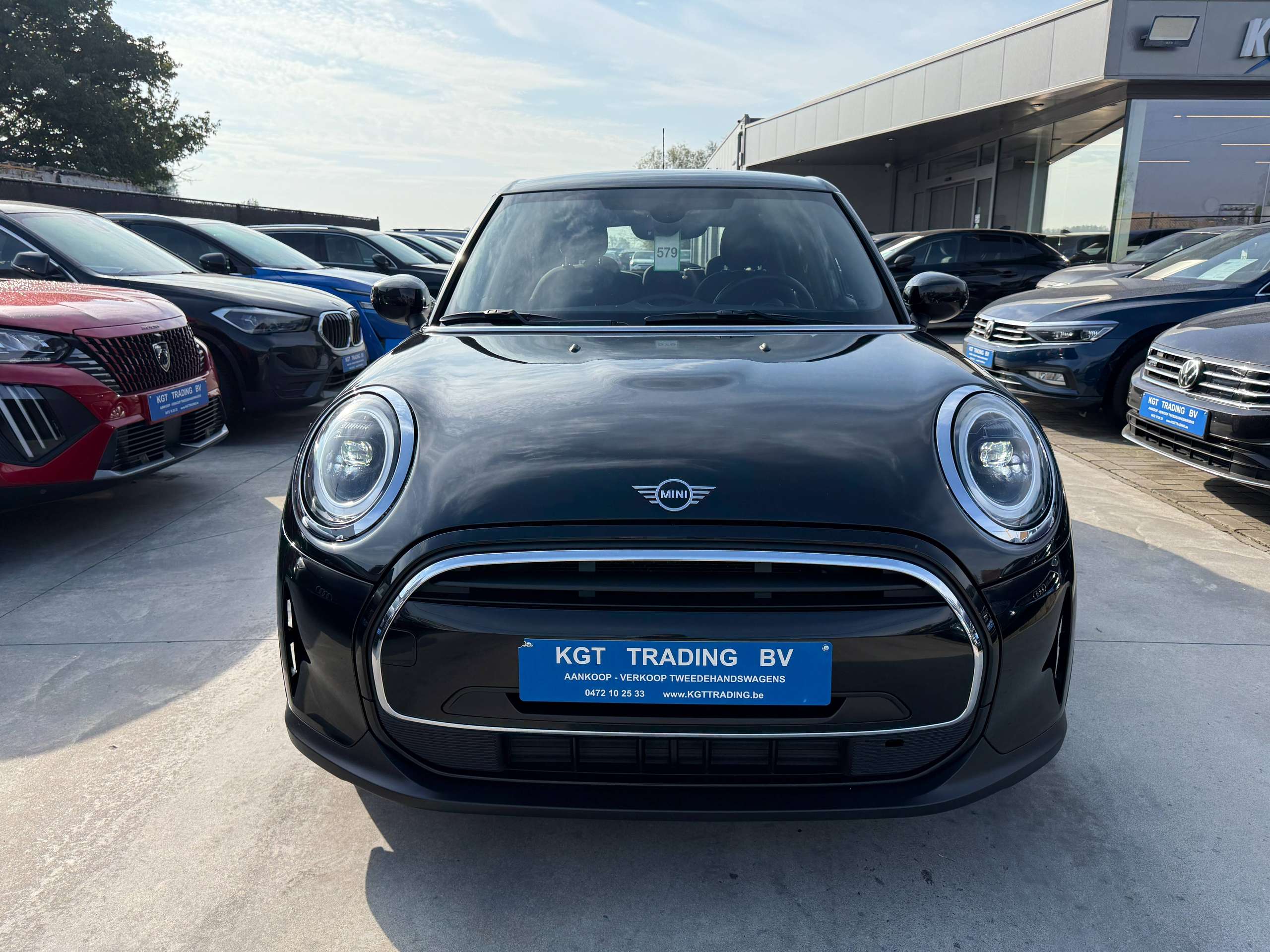 9013229d-c33e-42ef-86ec-2ca86b473dbb2-mini-one-1-5i-102pk-facelift-5-deurs-navigatie-full-led-carplay-pdc-bluetooth-airco.jpg