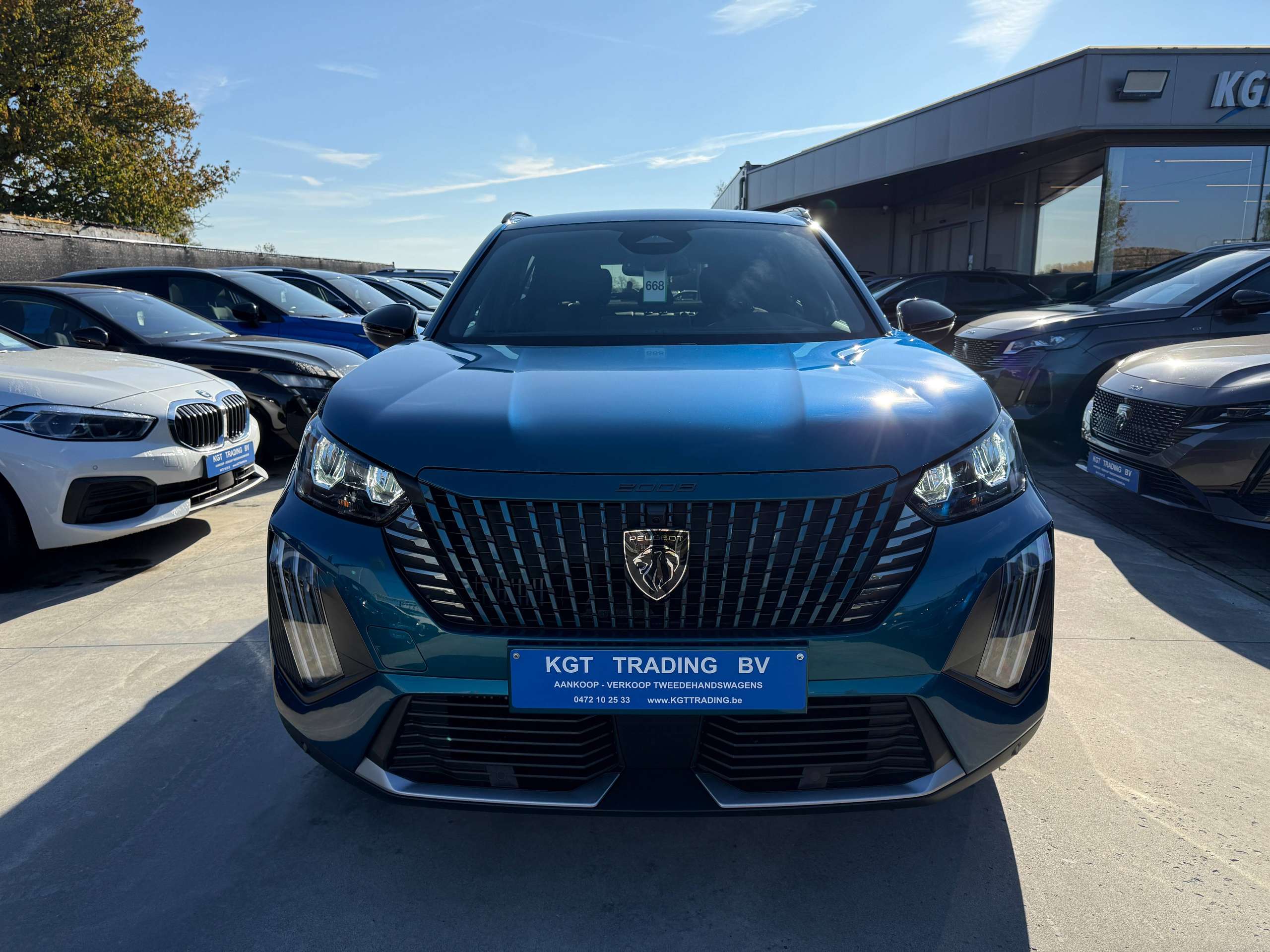 a0d8d946-1d7f-46e3-a692-7b8ac1f7efc22-peugeot-2008-1-2i-turbo-allure-full-led-360-camera-carplay-leder-afneembare-trekhaak.jpg
