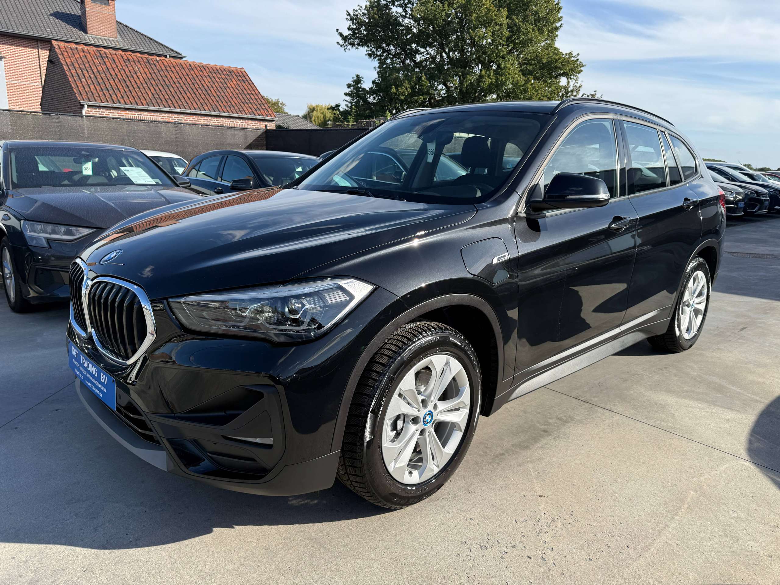 b41e38c8-e46f-44a0-b0f2-c967f133f06c9-bmw-x1-1-5-ia-x-drive25e-hybride-automaat-navi-full-led-camera-dab-pdc.jpg