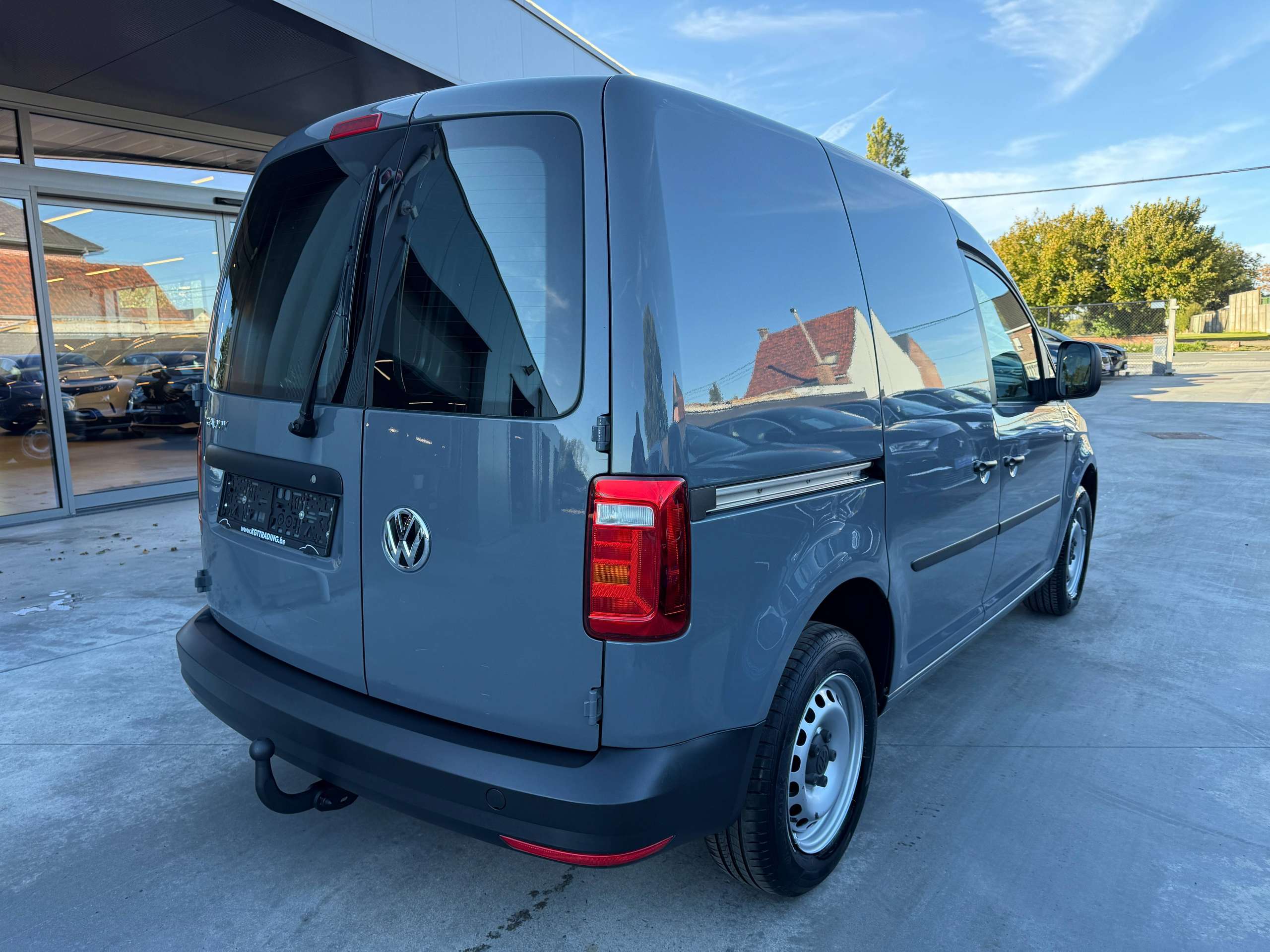 bab41f45-aaf9-41d8-a90c-825380311cb95-volkswagen-caddy-1-2-tsi-lichte-vracht-airco-trekhaak-btw-aftrekbaar-carpass-garantie.jpg