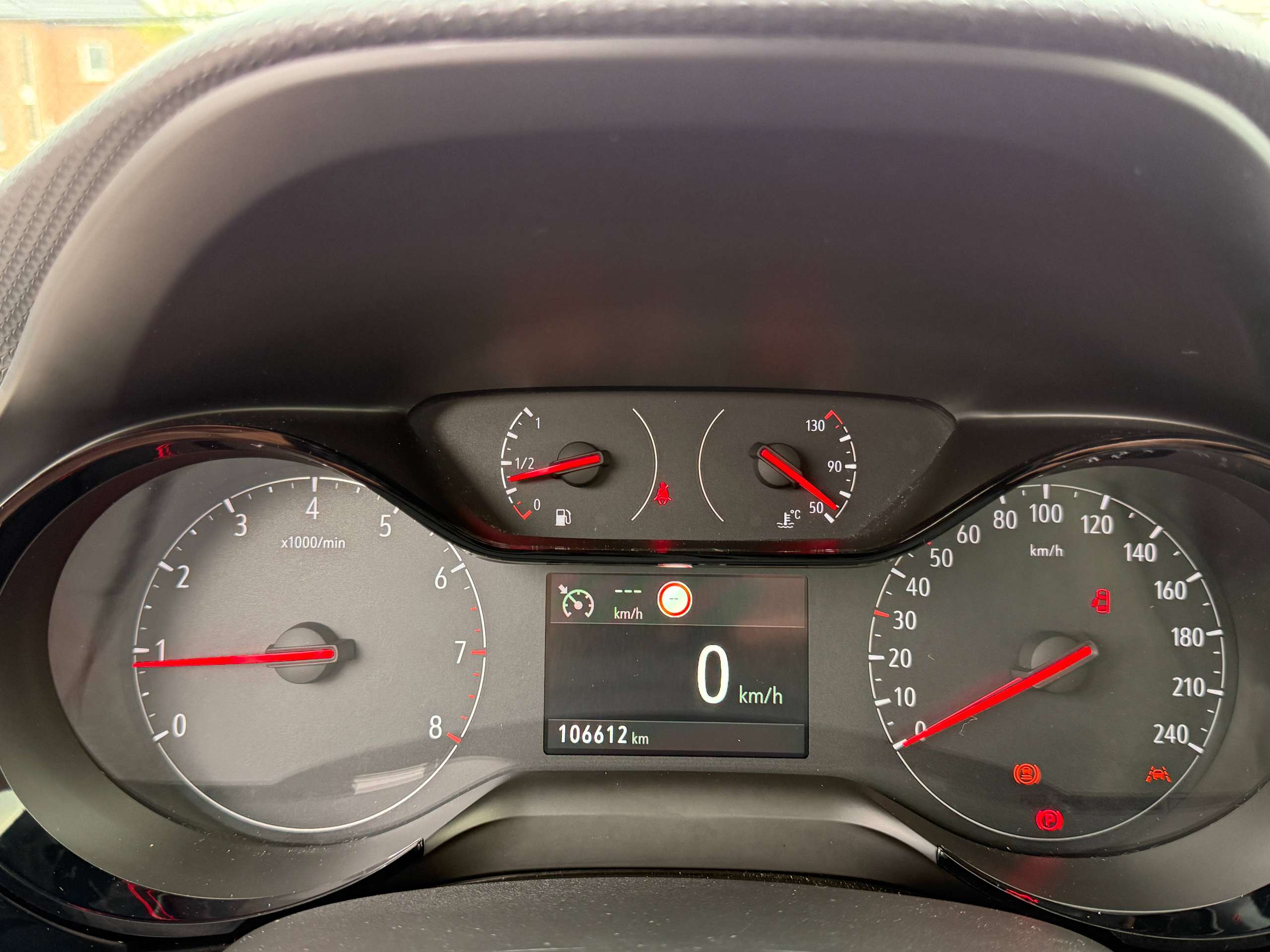 c4a88b7f-4b4b-43fd-9f8b-339af73b234415-opel-corsa-1-2i-navigatie-carplay-camera-bluetooth-pdc-airco.jpg