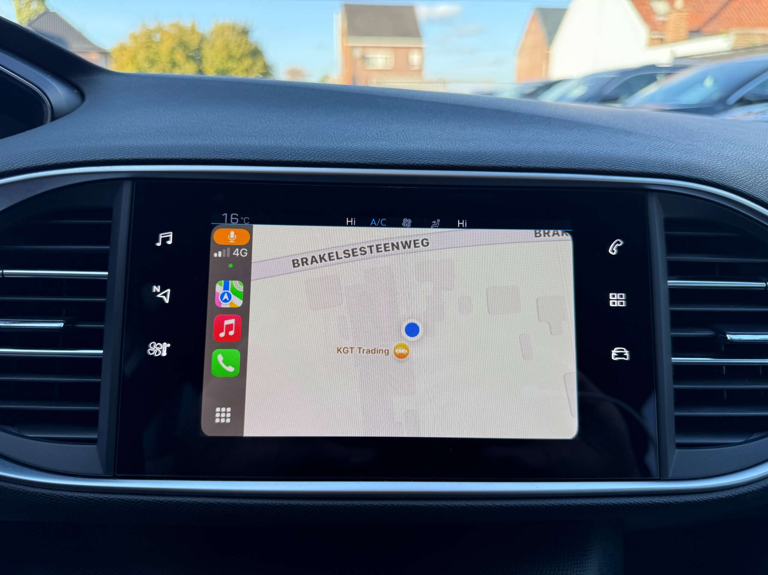 f73d776a-041e-42ea-b2a3-8bff8f3a6f4026-peugeot-308-sw-1-2i-110pk-navigatie-camera-virtual-cockpit-carplay-led-alu-pdc-trekhaak.jpg