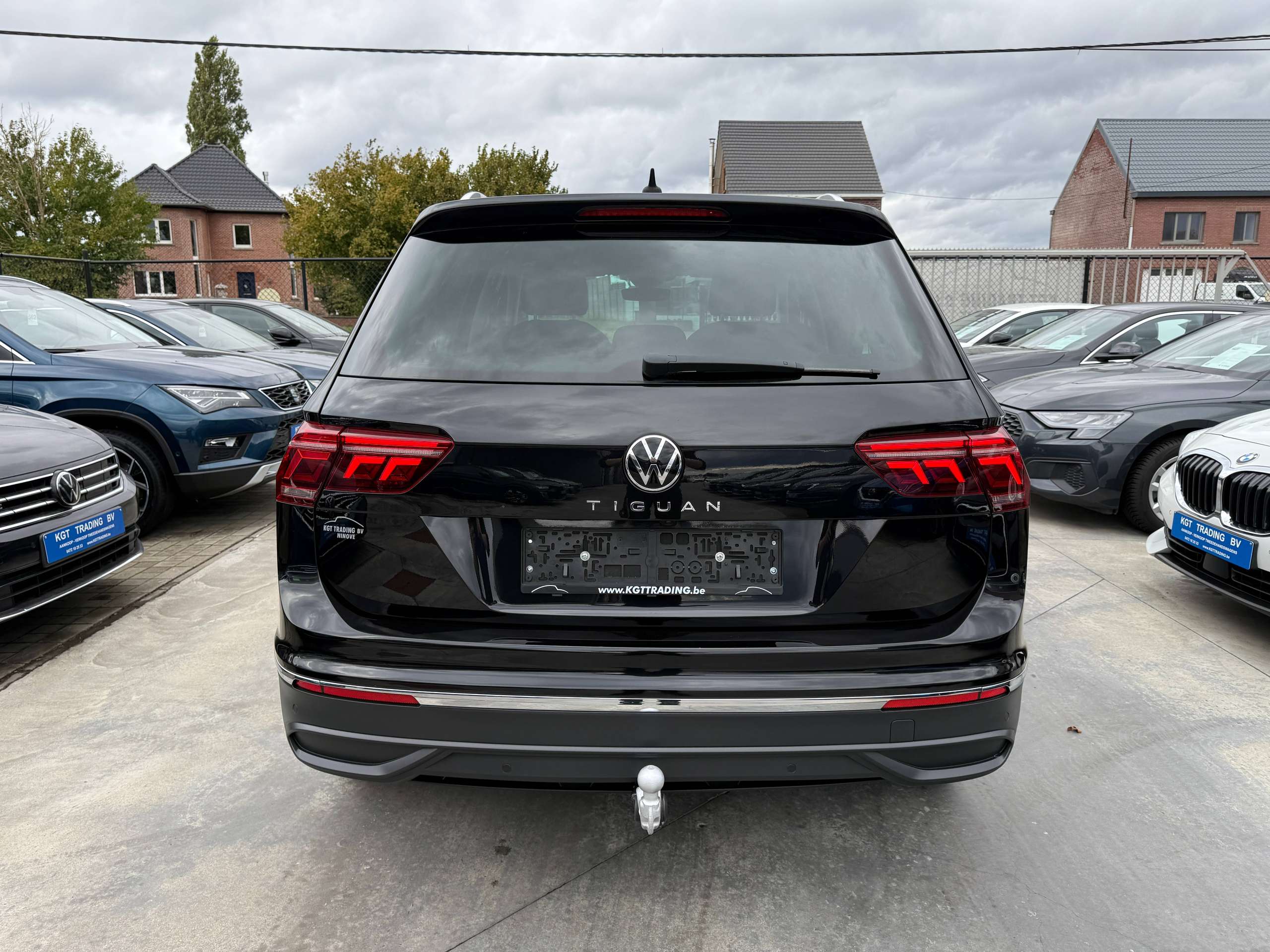 f7cf24af-1b31-4b54-90cb-dc60193582506-volkswagen-tiguan-1-5-tsi-150pk-facelift-navigatie-virtual-harman-kardon-camera-trekhaak-full-led-pdc-alu.jpg